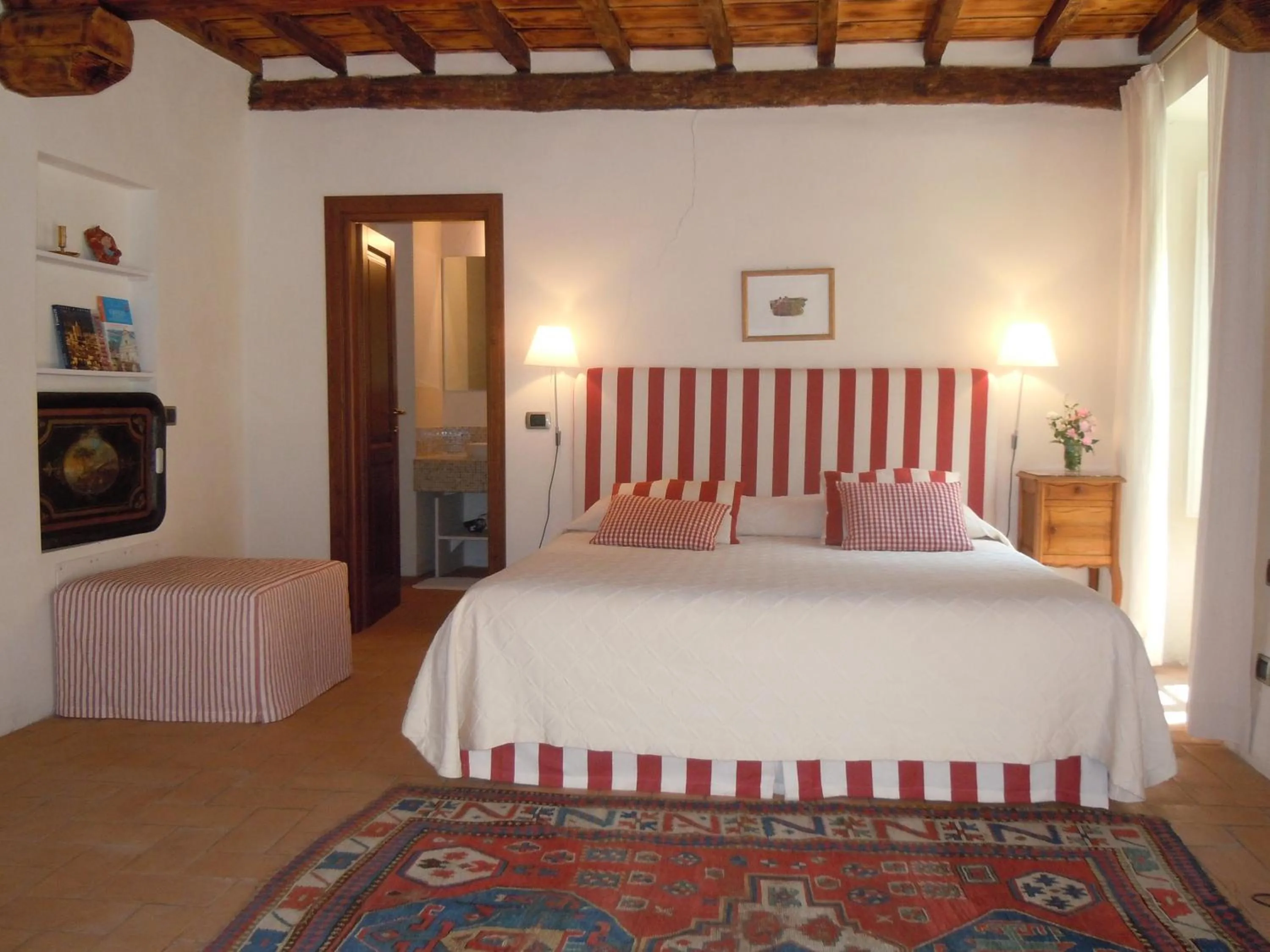 Photo of the whole room, Bed in Agriturismo Villa Di Campolungo