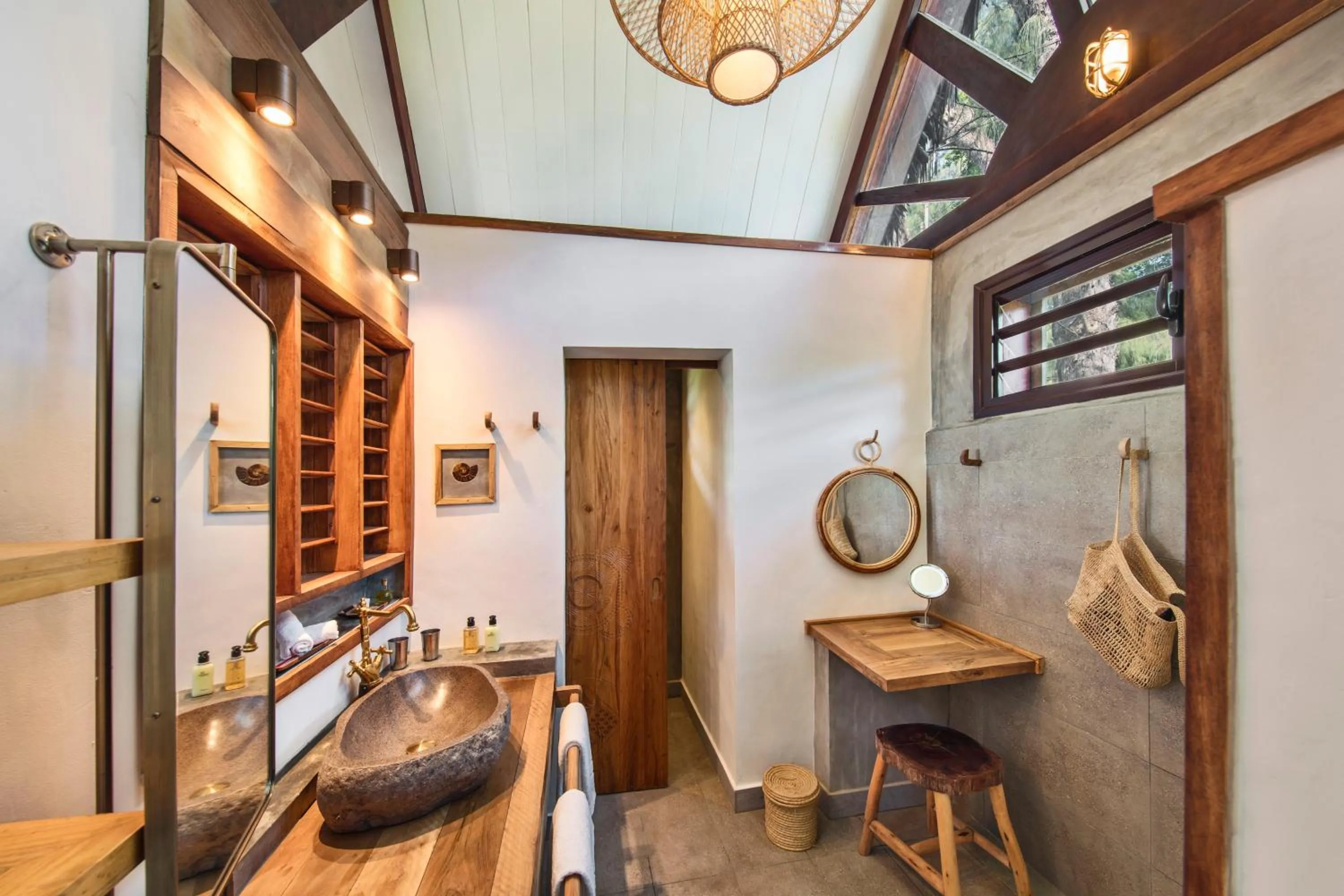 Bathroom in Constance Tsarabanjina - All Inclusive