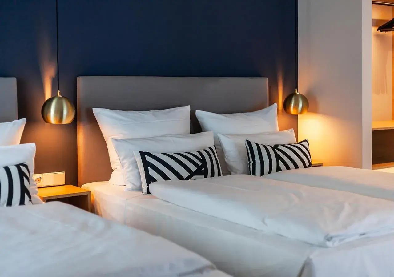 Family Room (4 Adults) - single occupancy in Hotel Wittorf Family Room (4 Adults) - single occupancy in Hotel Wittorf