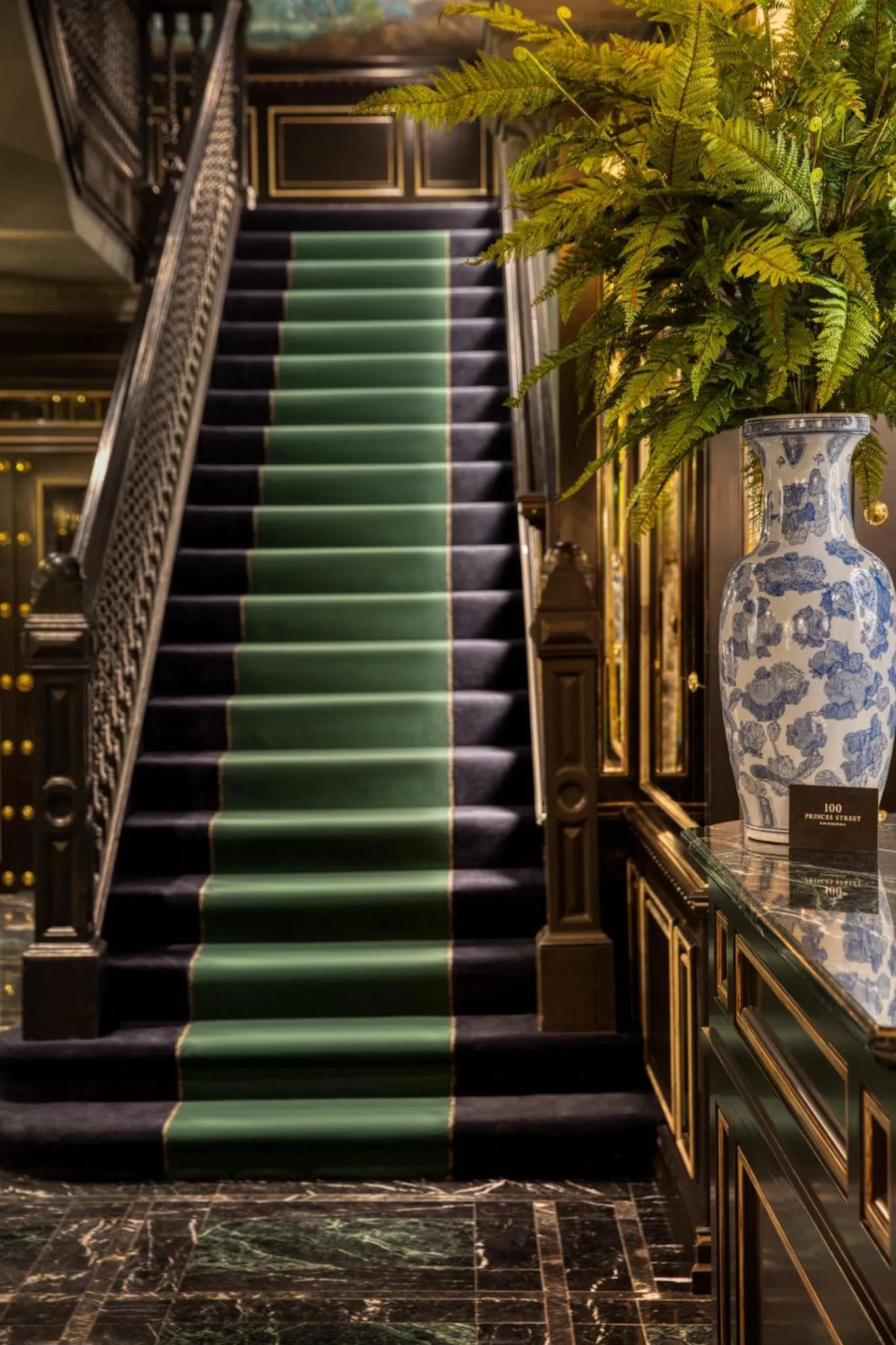 Lobby or reception in 100 Princes Street