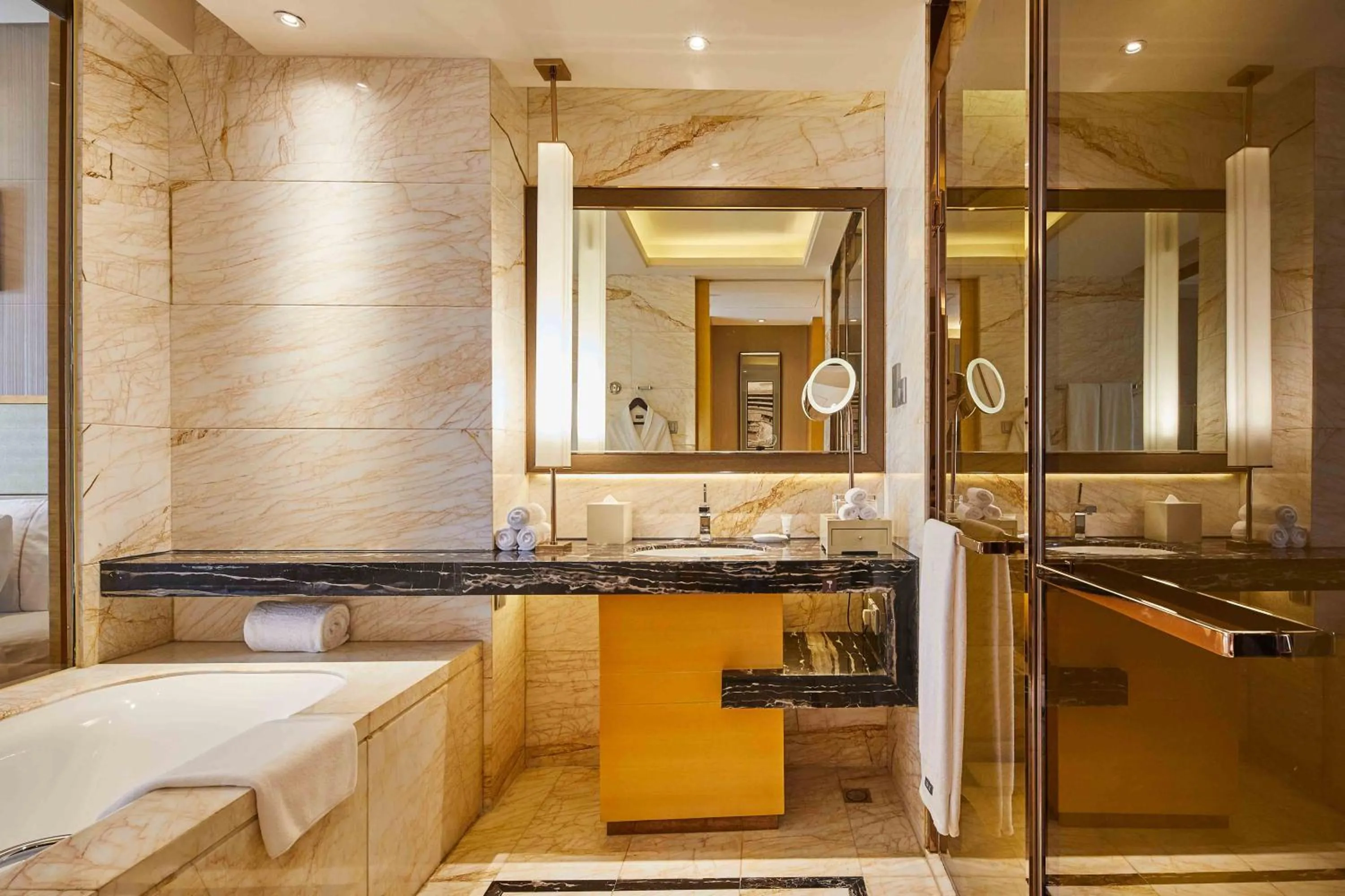 Toilet in The Westin Fuzhou Minjiang