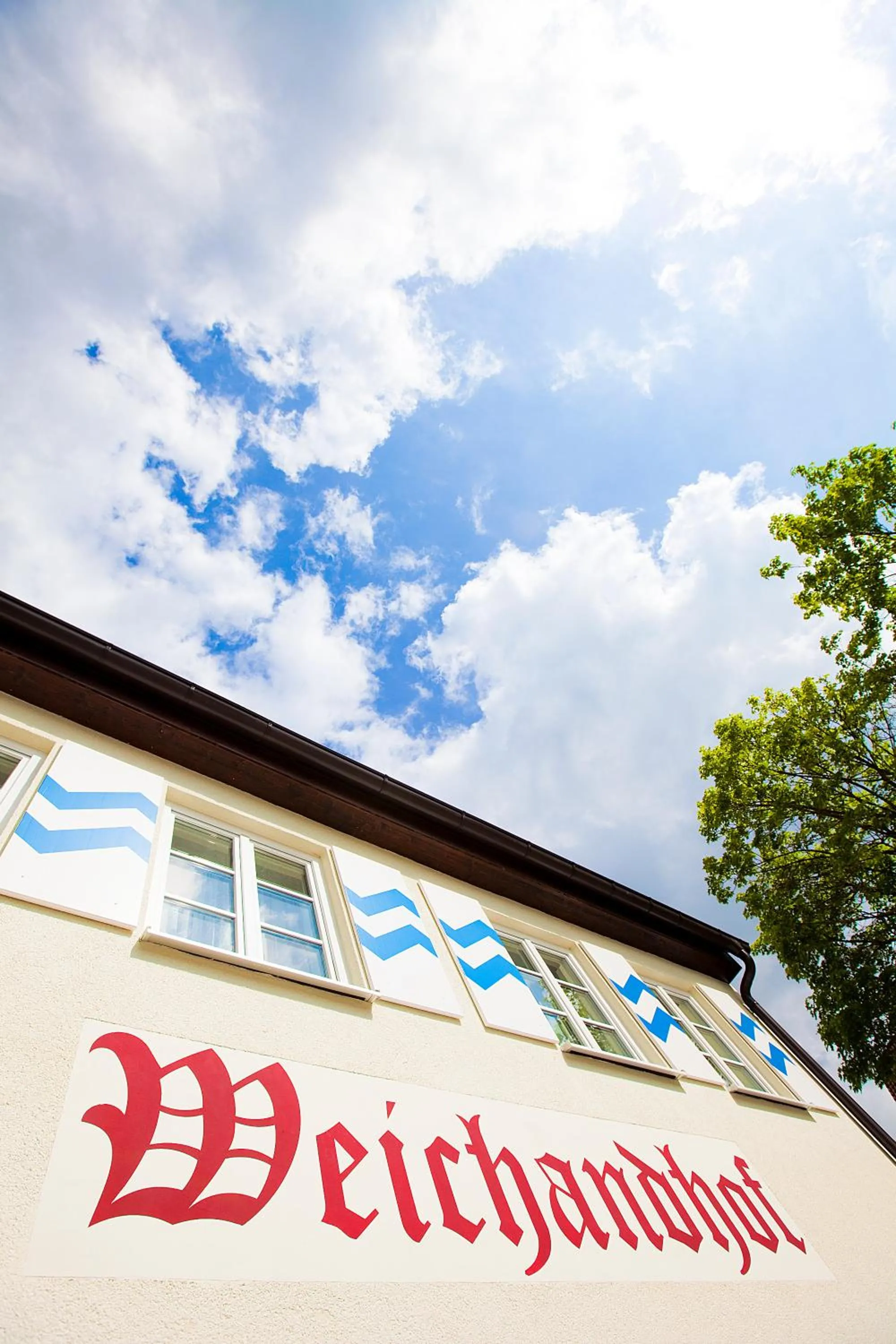 Property building in Weichandhof