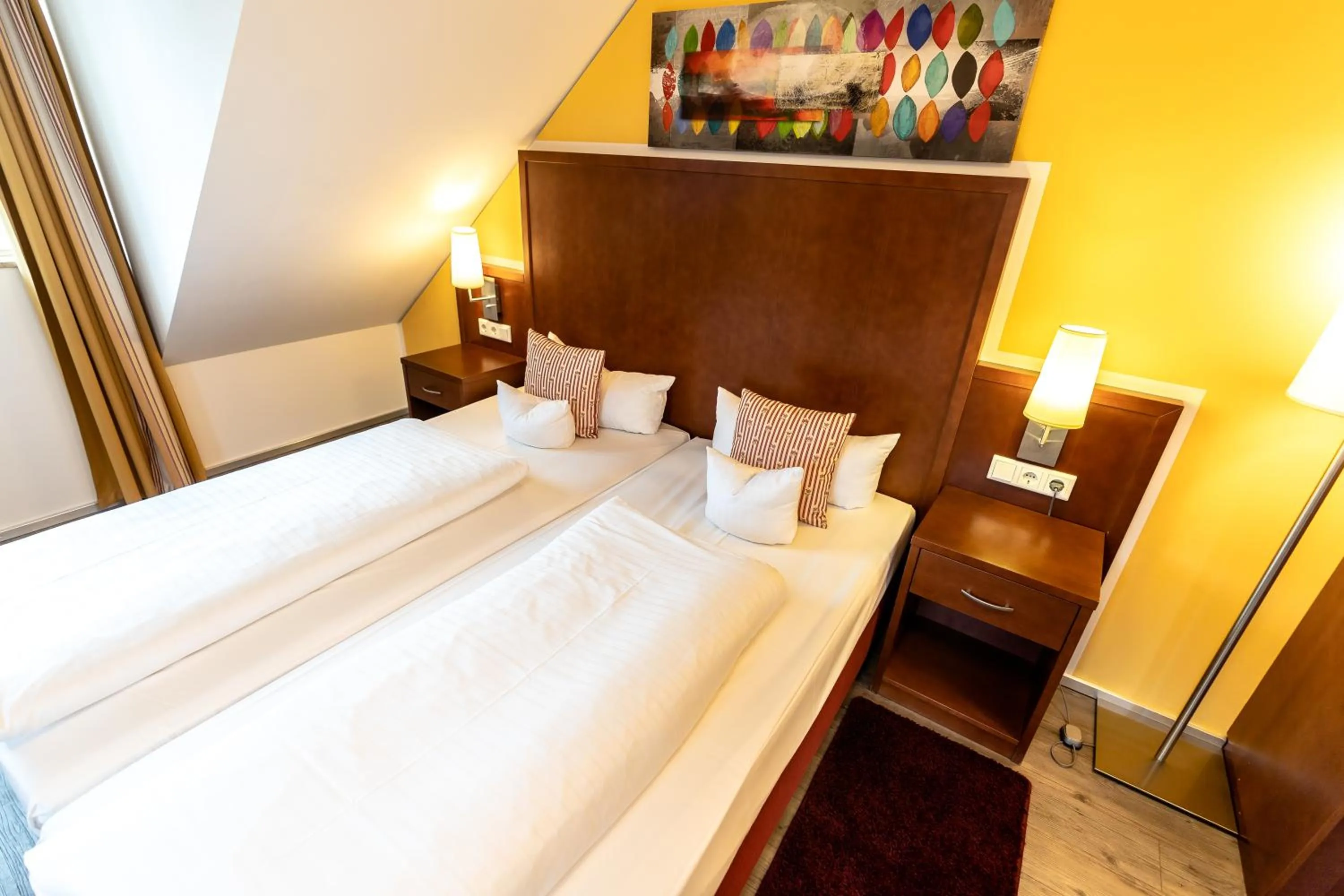 Photo of the whole room, Bed in Weichandhof