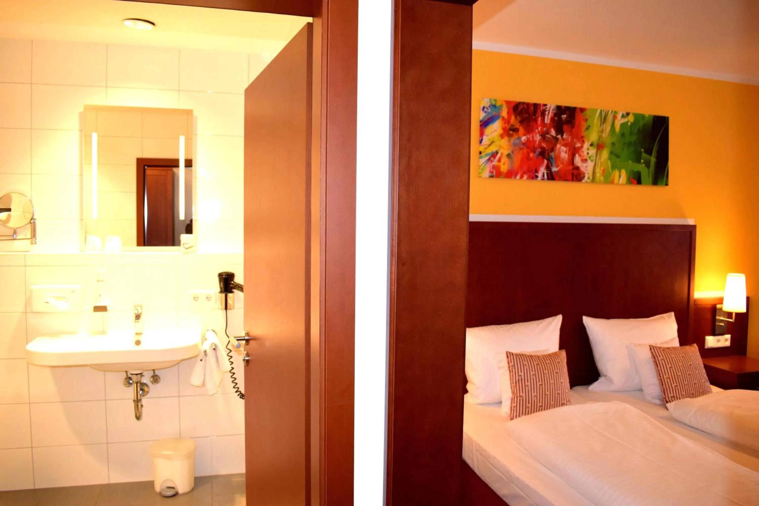 Photo of the whole room, Bed in Weichandhof