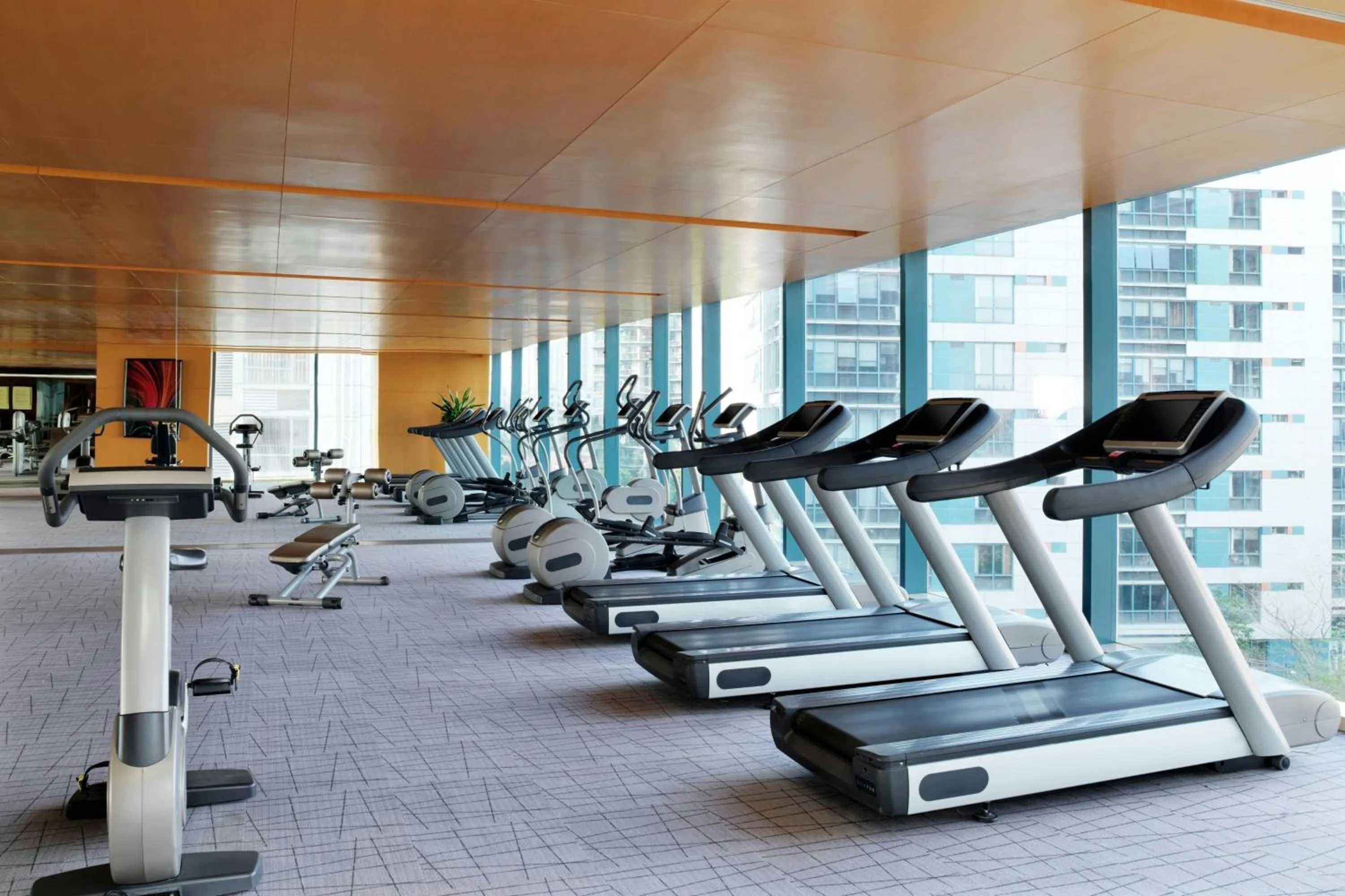 Fitness centre/facilities in Four Points by Sheraton Guangzhou Financial City, Tianhe