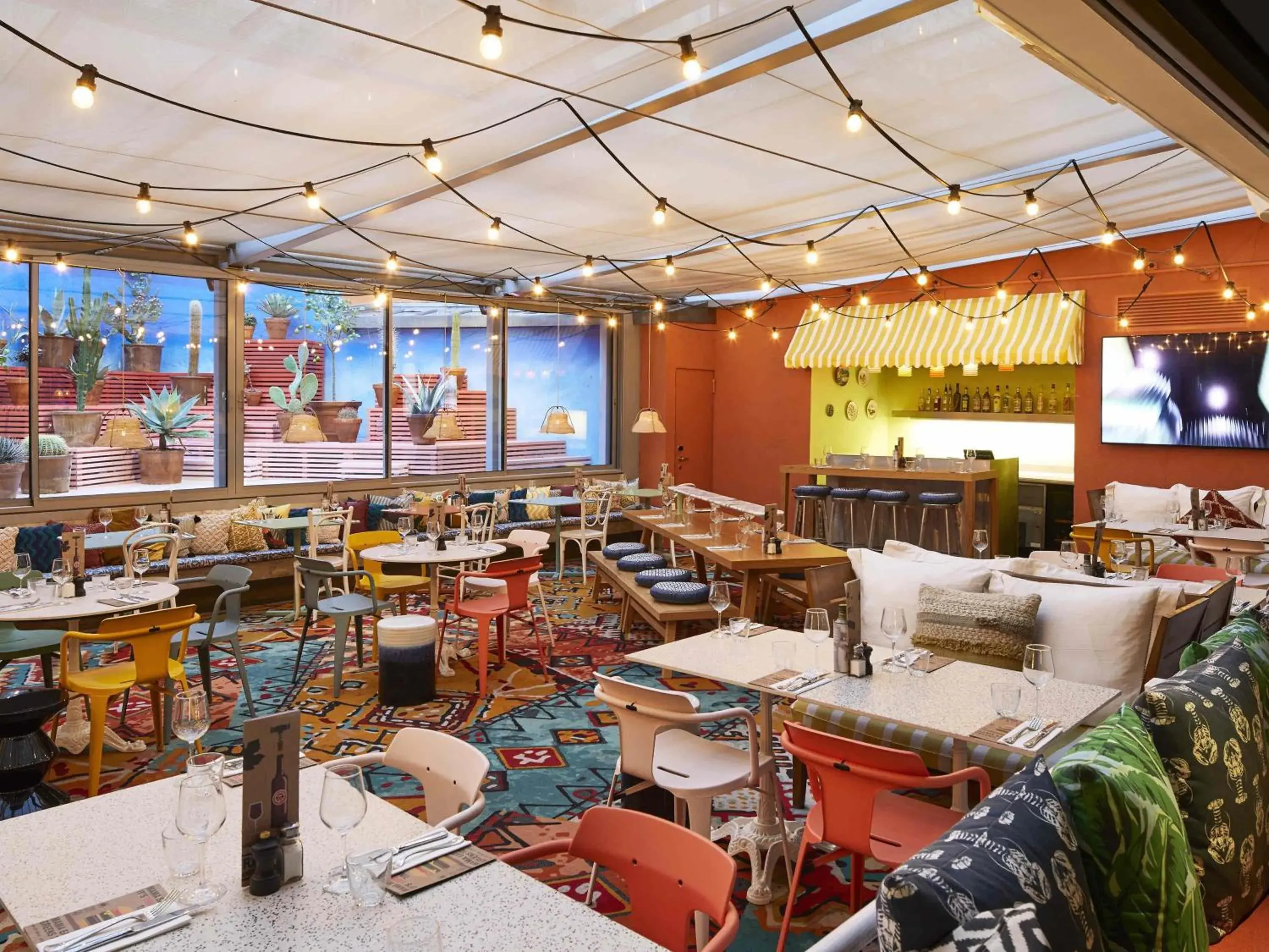 Property building in Mama Shelter Marseille Property building in Mama Shelter Marseille