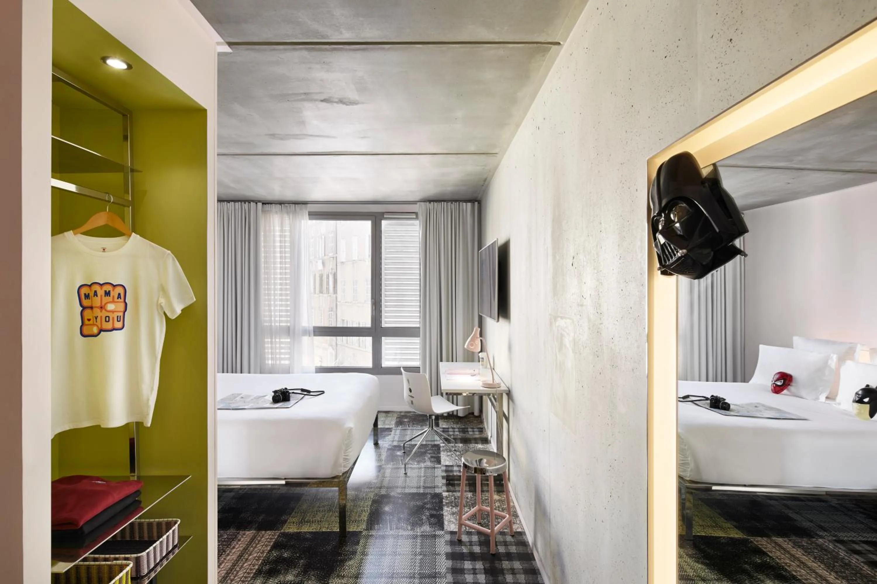 Bed in Mama Shelter Marseille