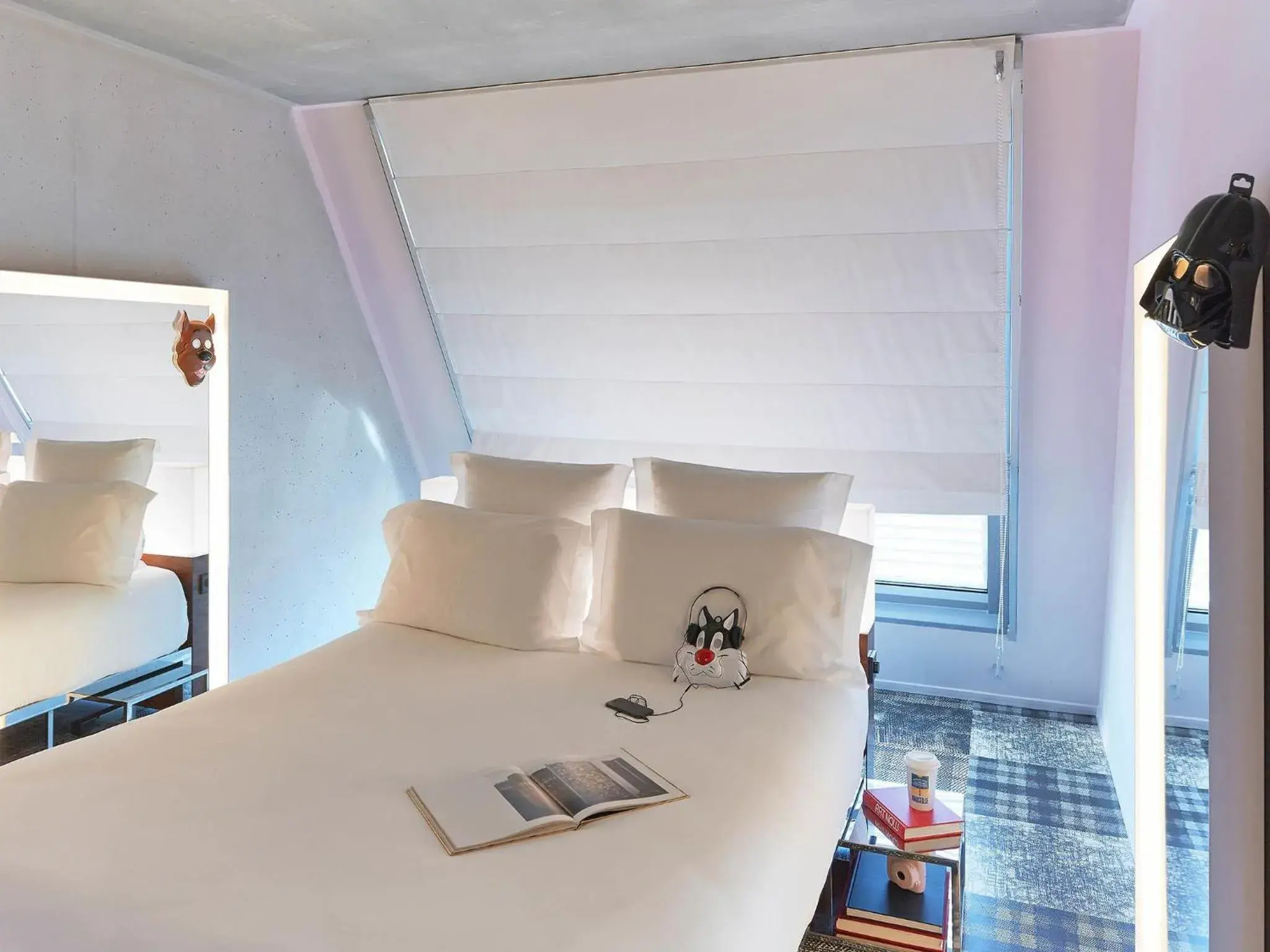 Bedroom, Bed in Mama Shelter Marseille Bedroom, Bed in Mama Shelter Marseille