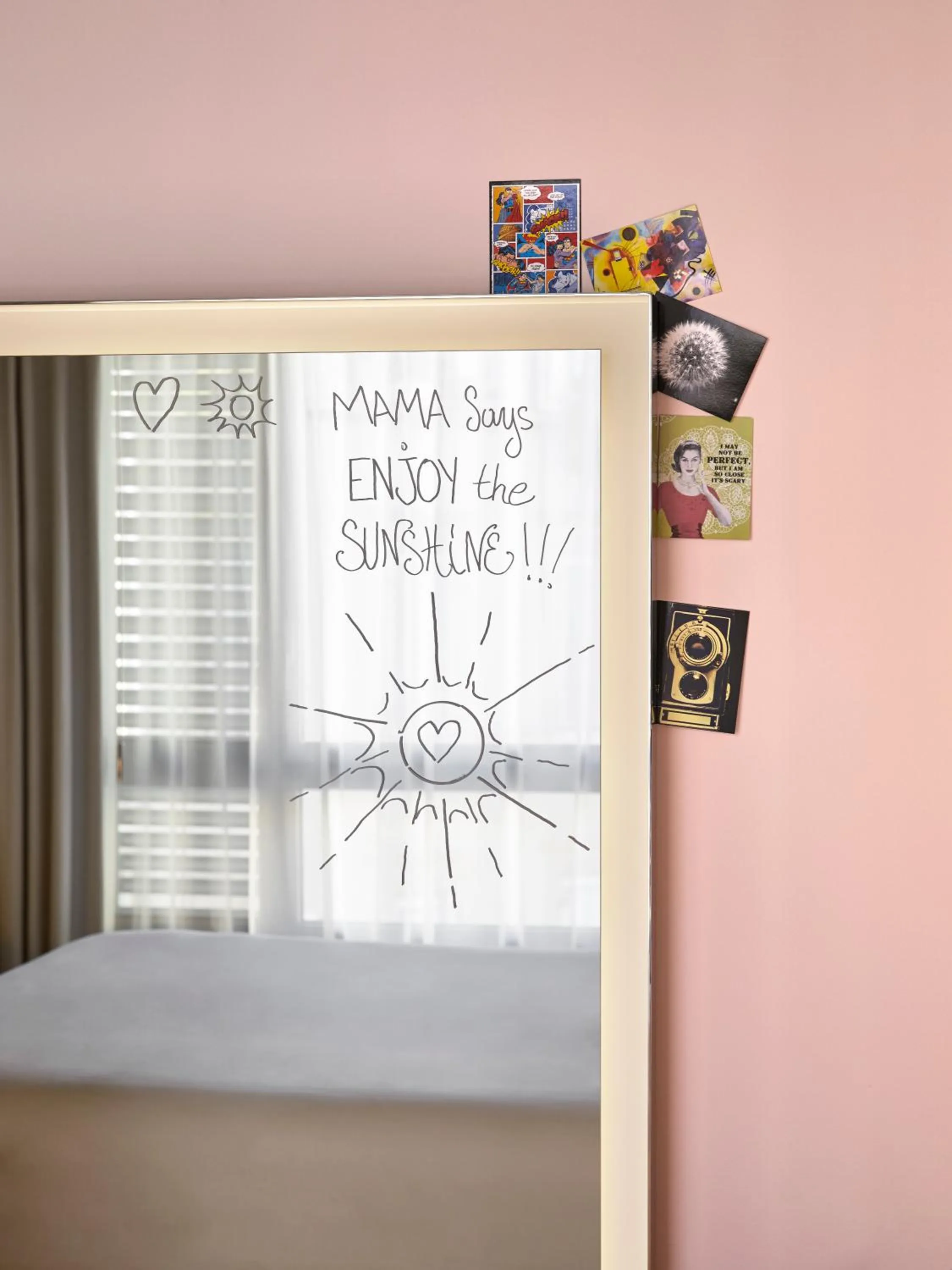 Bedroom in Mama Shelter Marseille