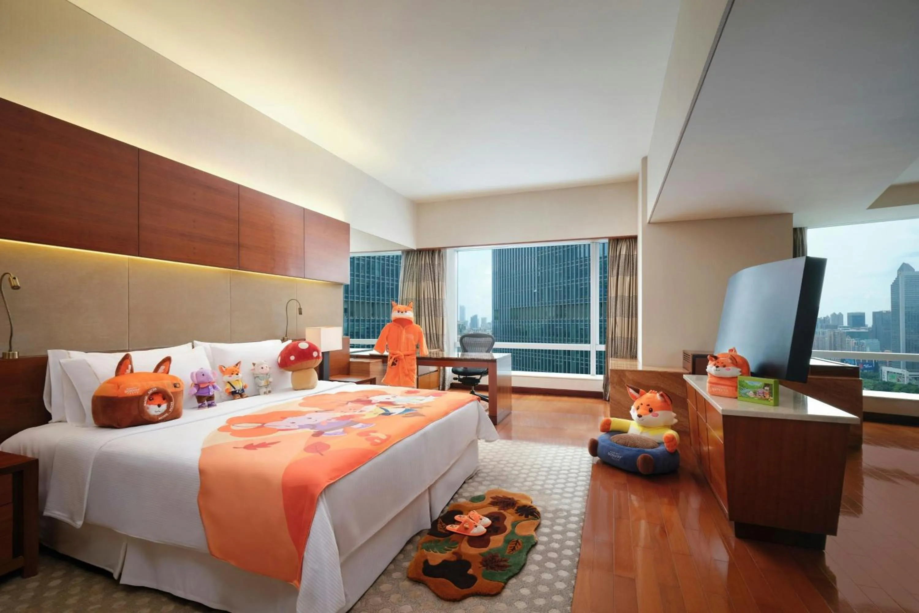 Photo of the whole room, Bed in The Westin Guangzhou