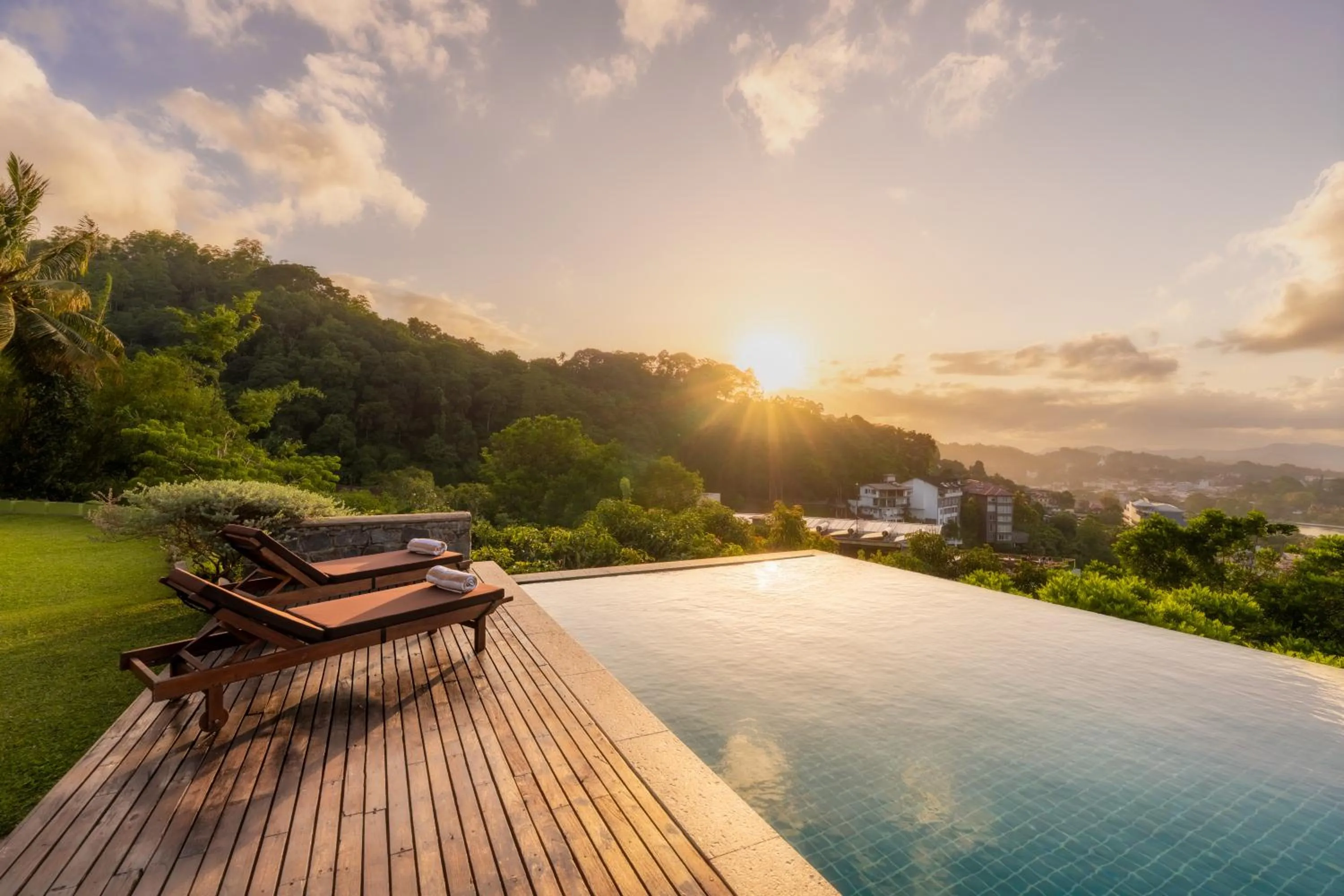 Property building in Coffee Bungalow Kandy