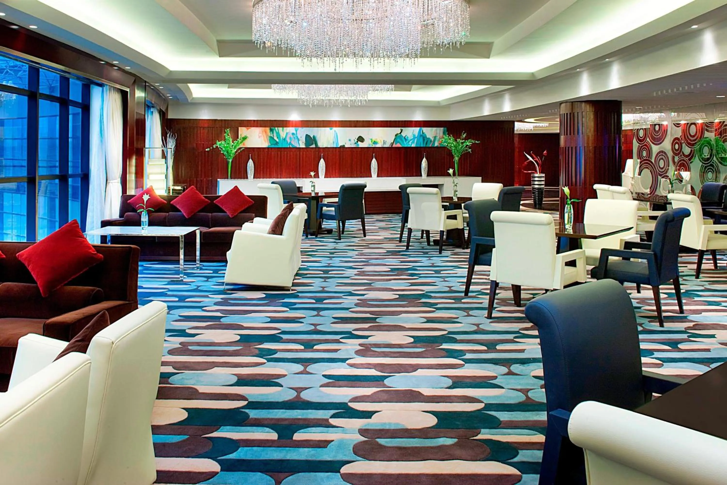 Lounge or bar in Four Points by Sheraton Hangzhou, Binjiang