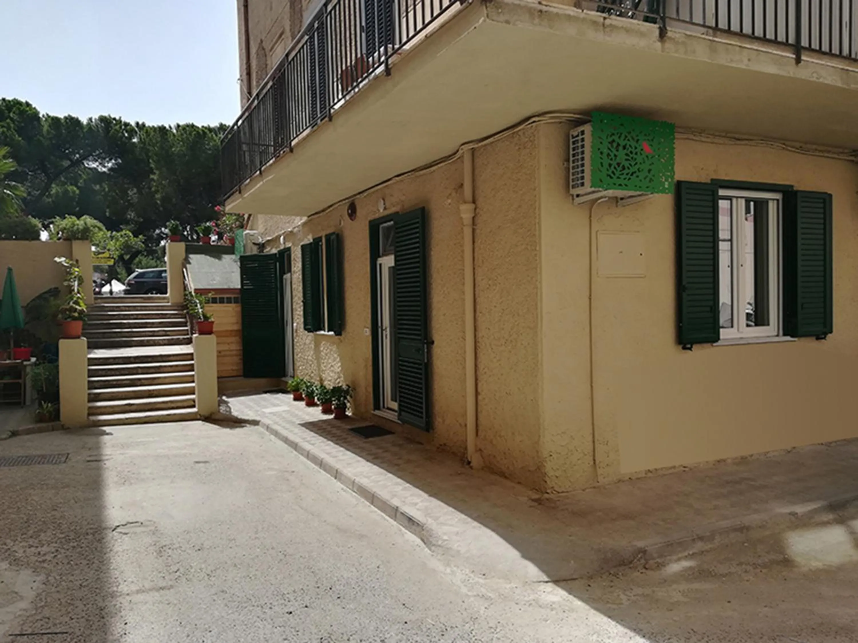 Facade/entrance in Guest House B&B Via Marina