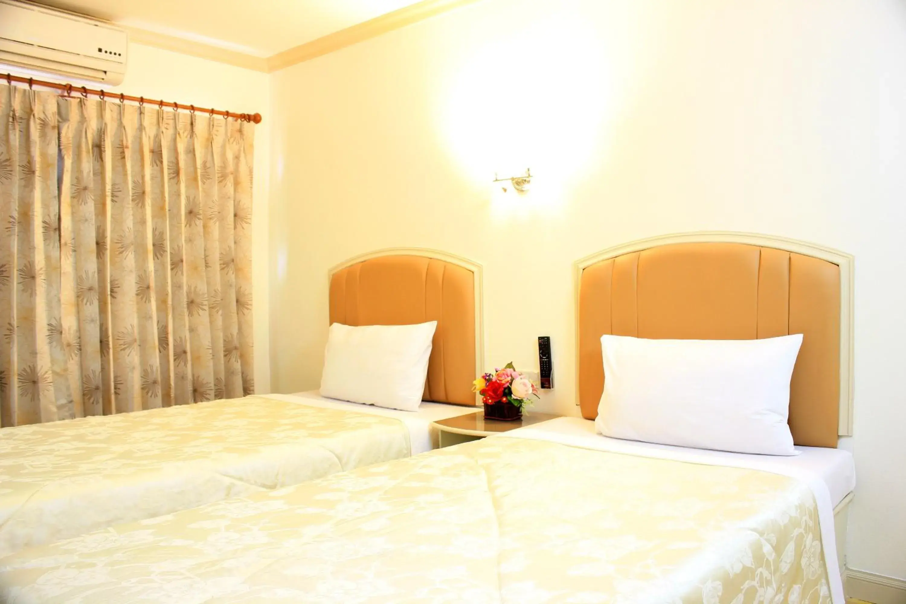 Standard Twin Room in P.A. Ville Hotel Standard Twin Room in P.A. Ville Hotel