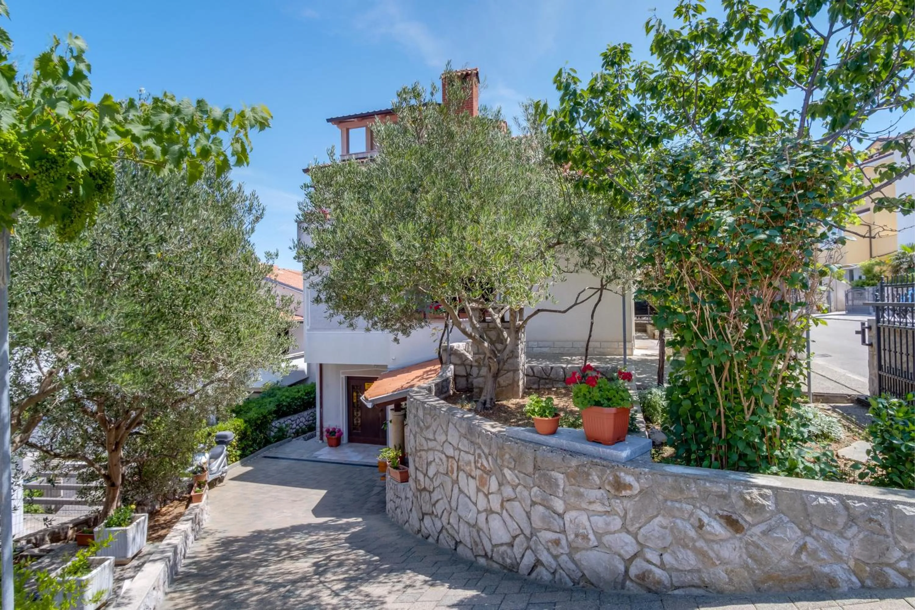 Apartments Anci