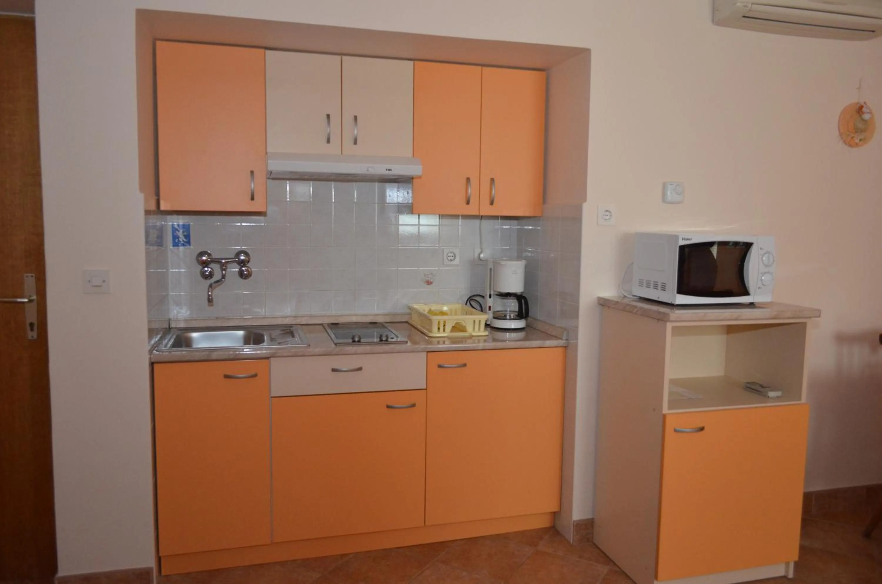 Communal kitchen in Apartments Anci