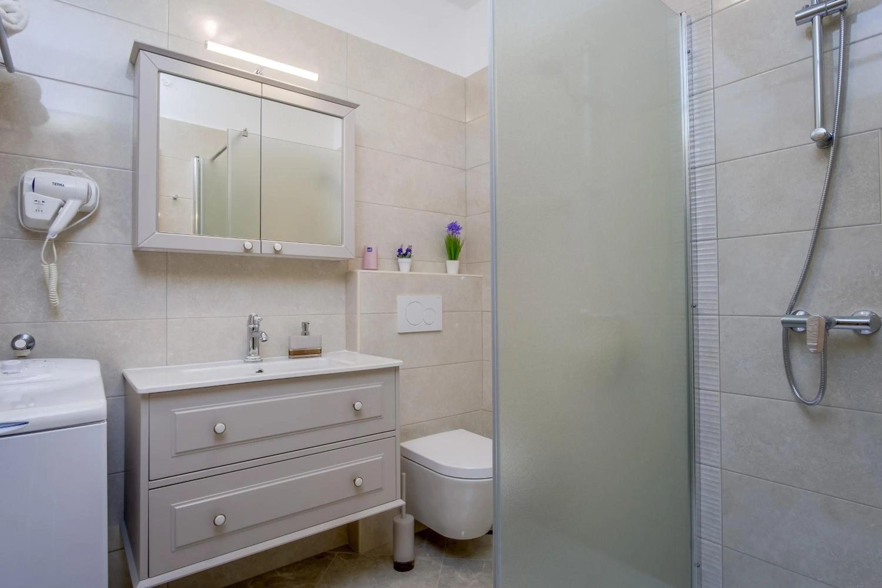Bathroom in Apartments Anci