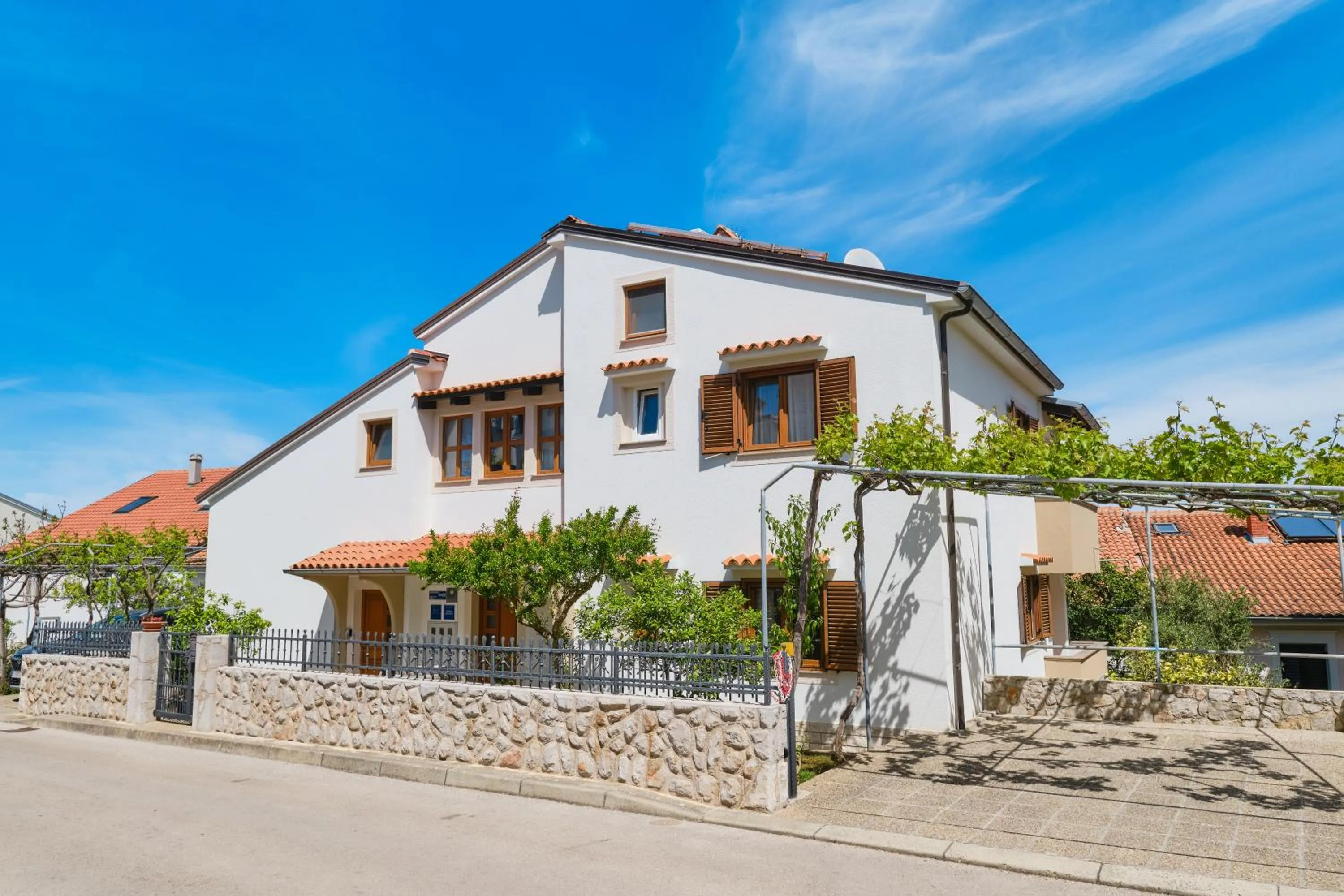 Apartments Anci
