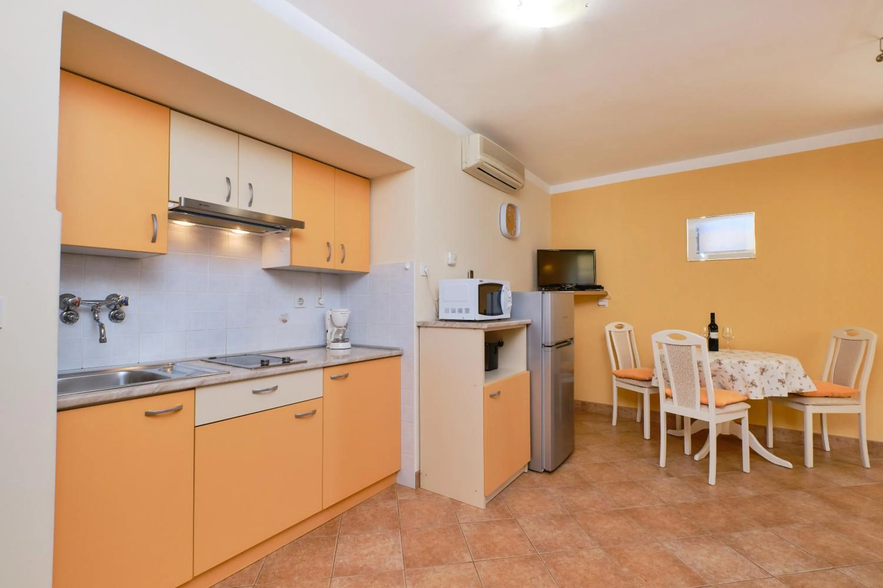 Apartments Anci
