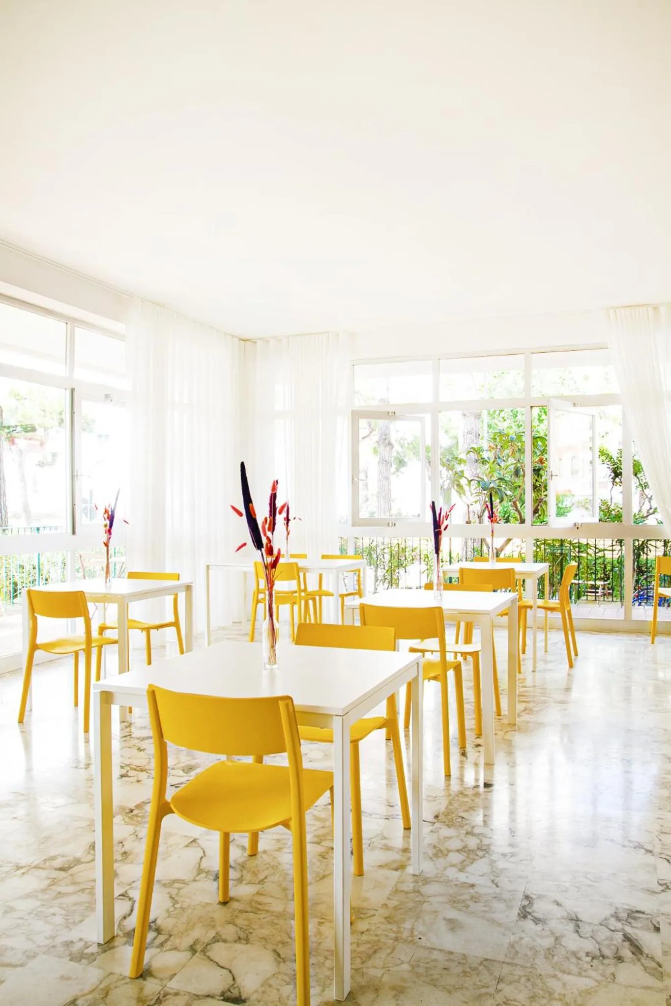 Restaurant/places to eat in Hotel Blumen