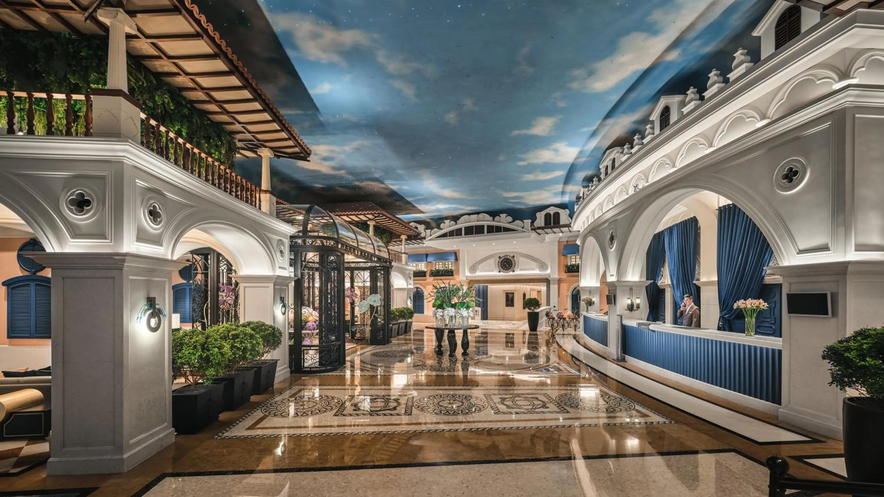 Property building in Hotel Indigo Shenzhen Overseas Chinese Town by IHG