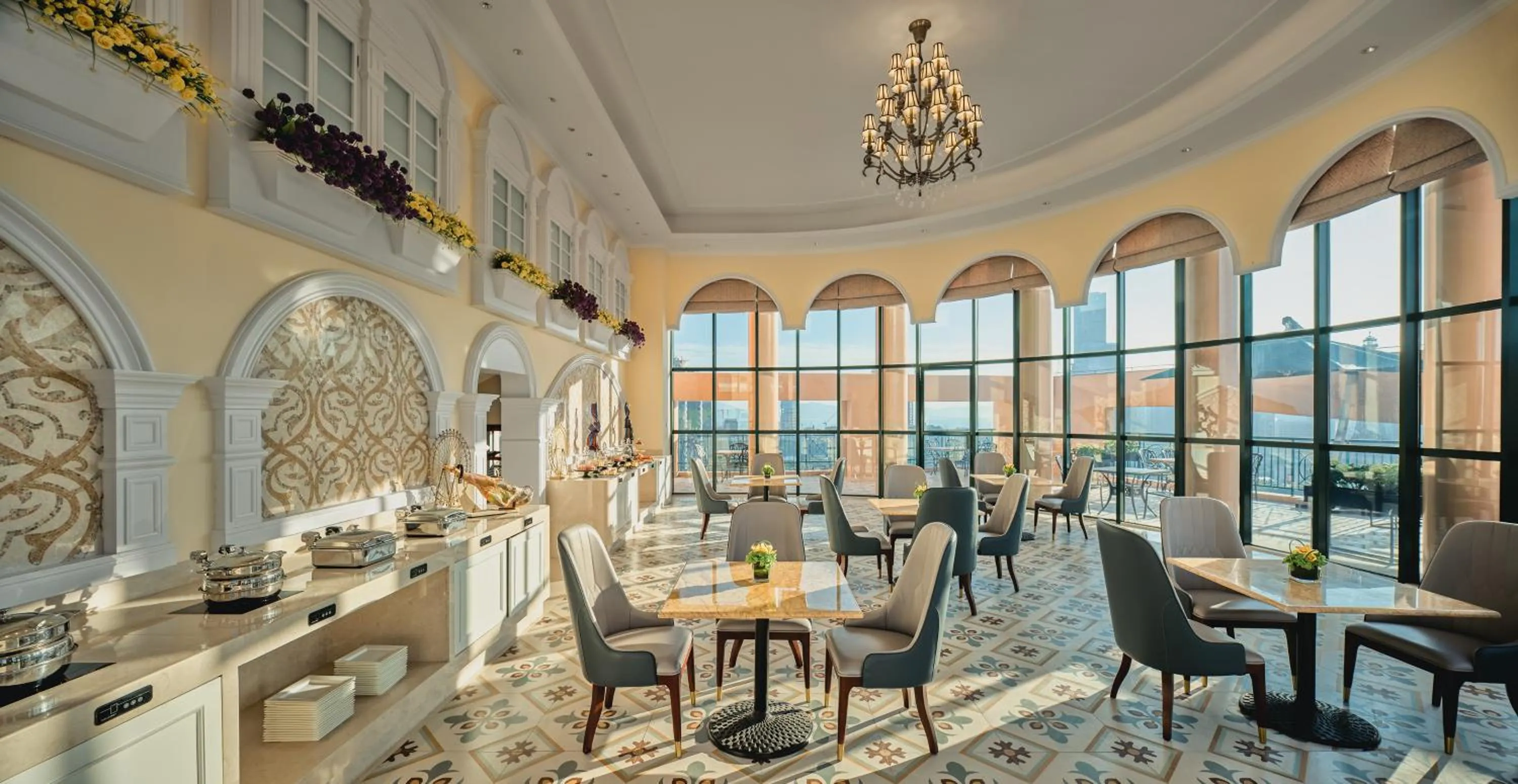 Restaurant/places to eat in Hotel Indigo Shenzhen Overseas Chinese Town by IHG