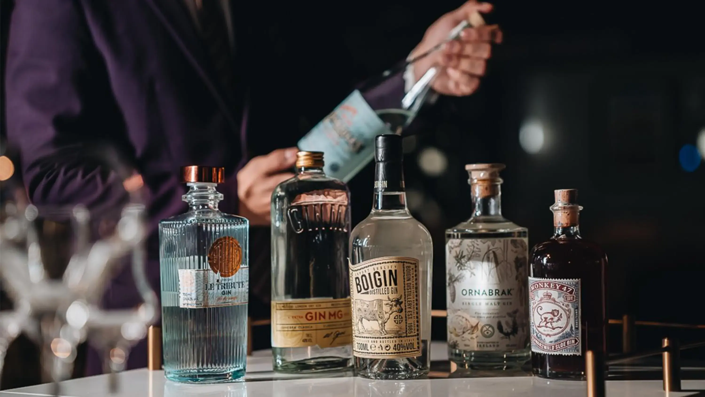 Lounge or bar in Hotel Indigo Shenzhen Overseas Chinese Town by IHG Lounge or bar in Hotel Indigo Shenzhen Overseas Chinese Town by IHG