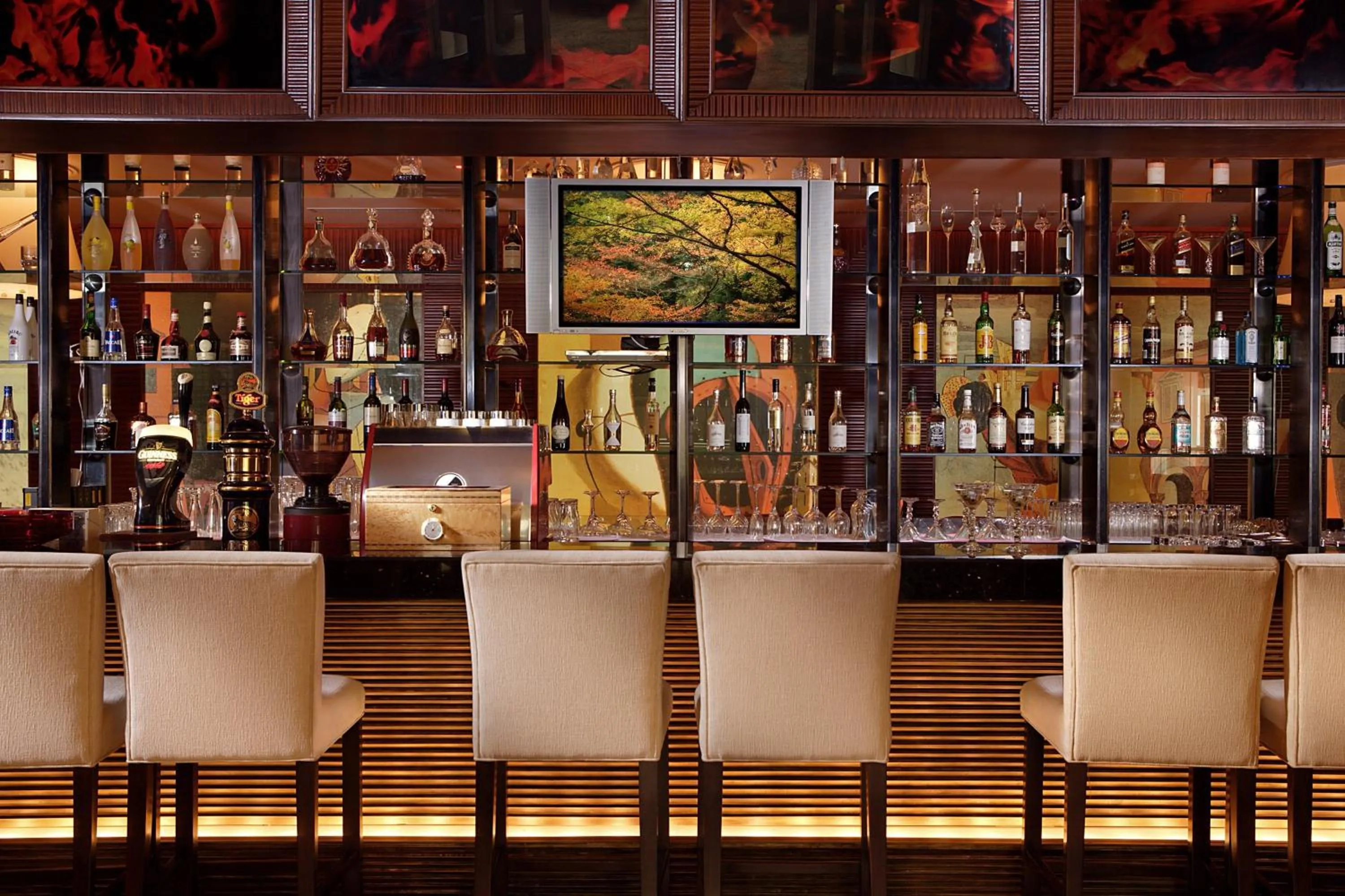 Lounge or bar in Sheraton Ningbo Hotel - Tianyi Square