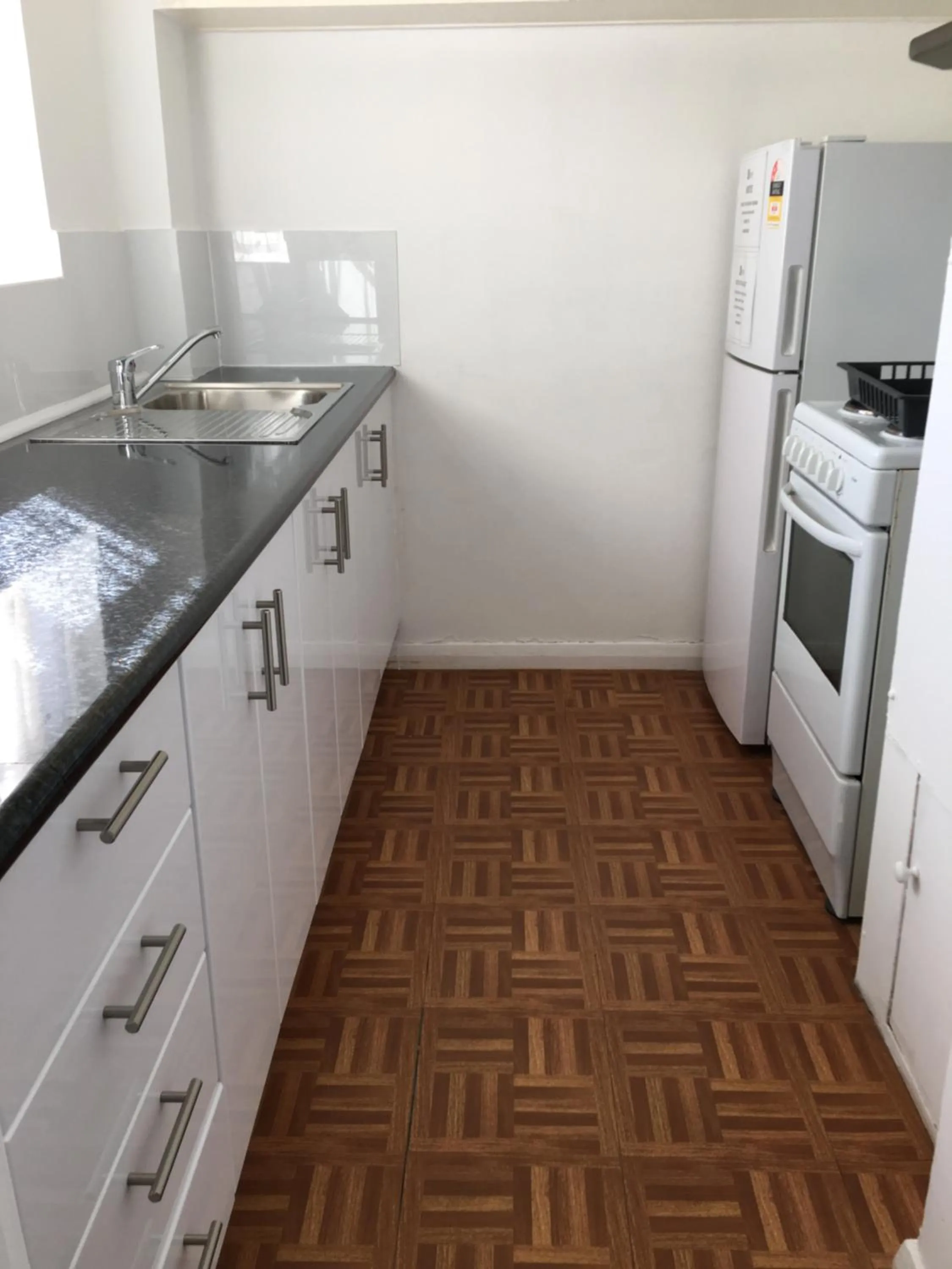 Kitchen or kitchenette, Kitchen/Kitchenette in Hobart Apartments