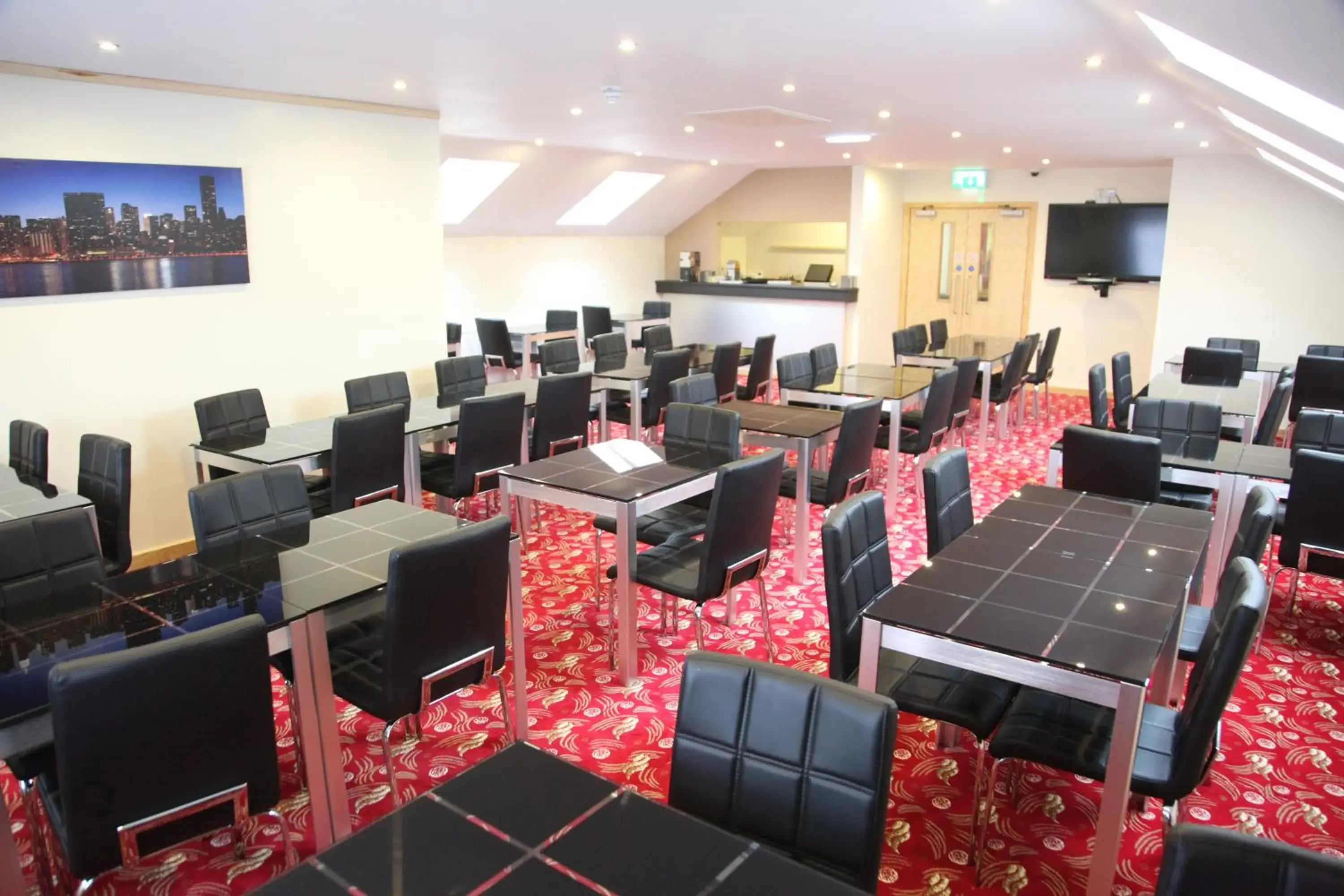 Business facilities, Restaurant/Places to Eat in Cambridge Hotel