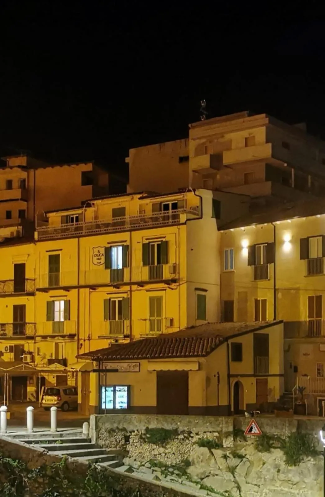 Property building in Il Duca