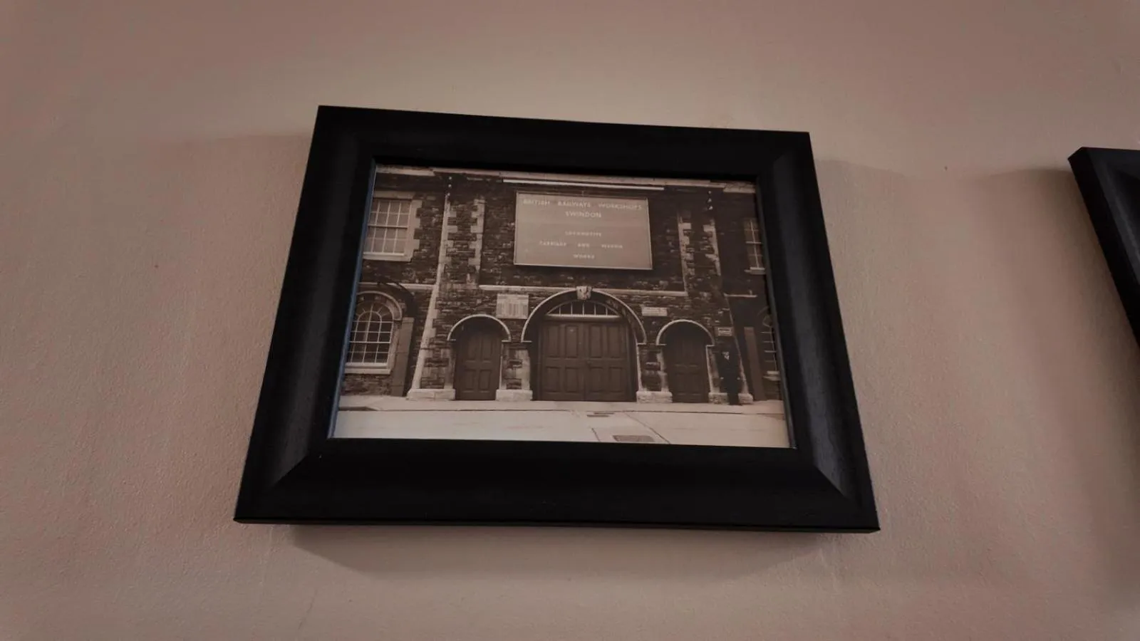 Guests in The Goddard Arms