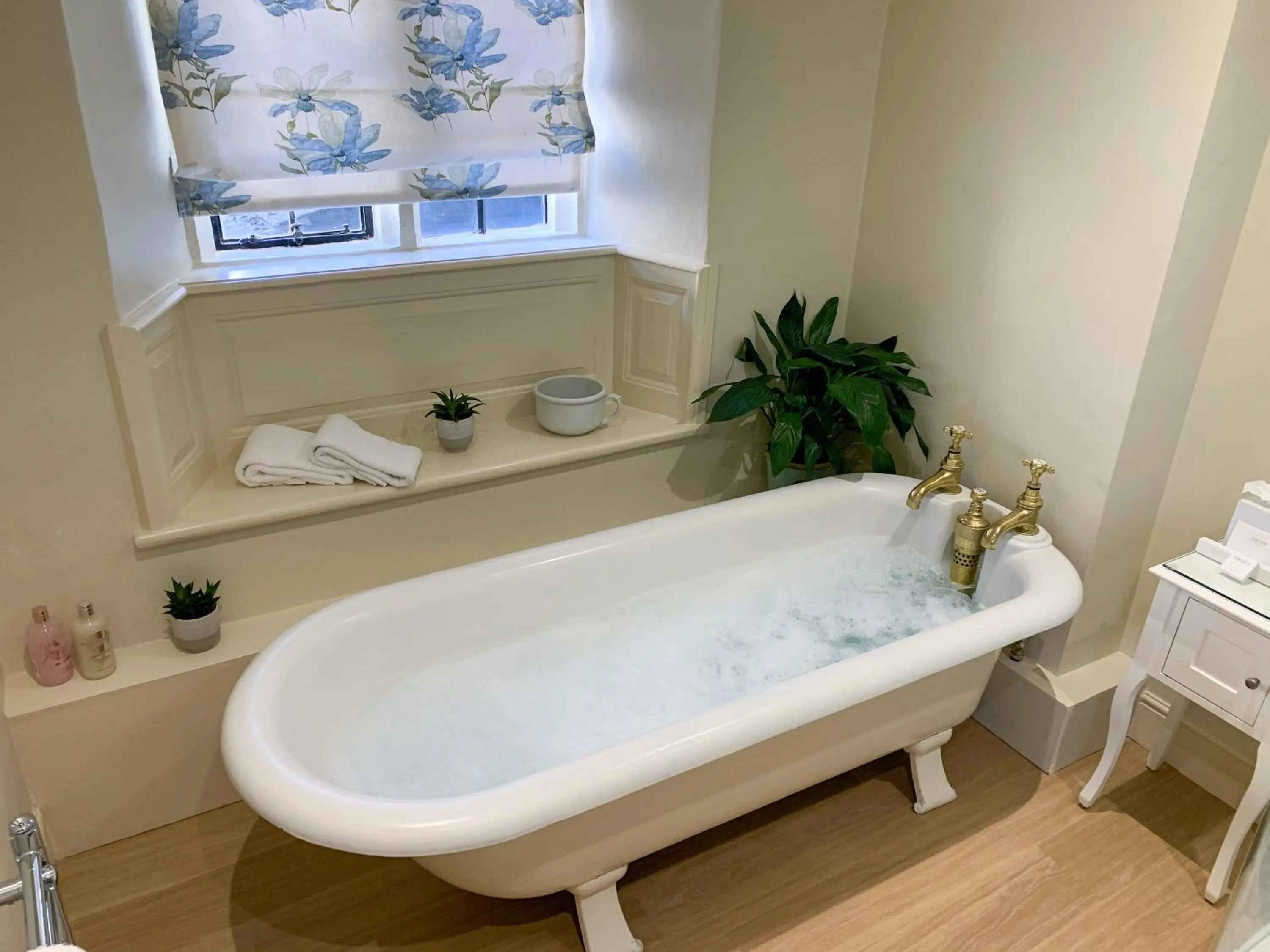 Bathroom in Mortons Manor