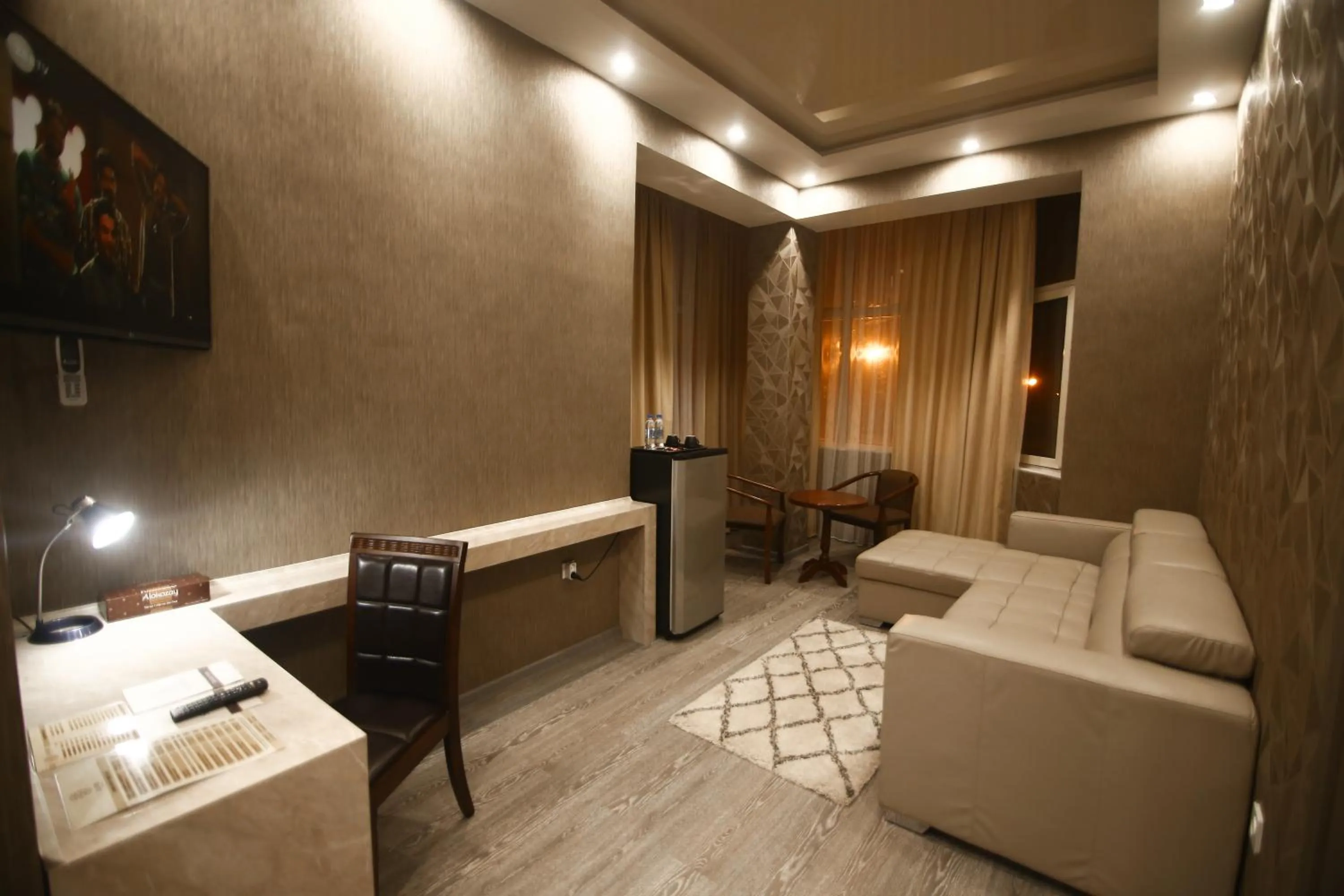 Seating area in SAFIR BUSINESS HOTEL o