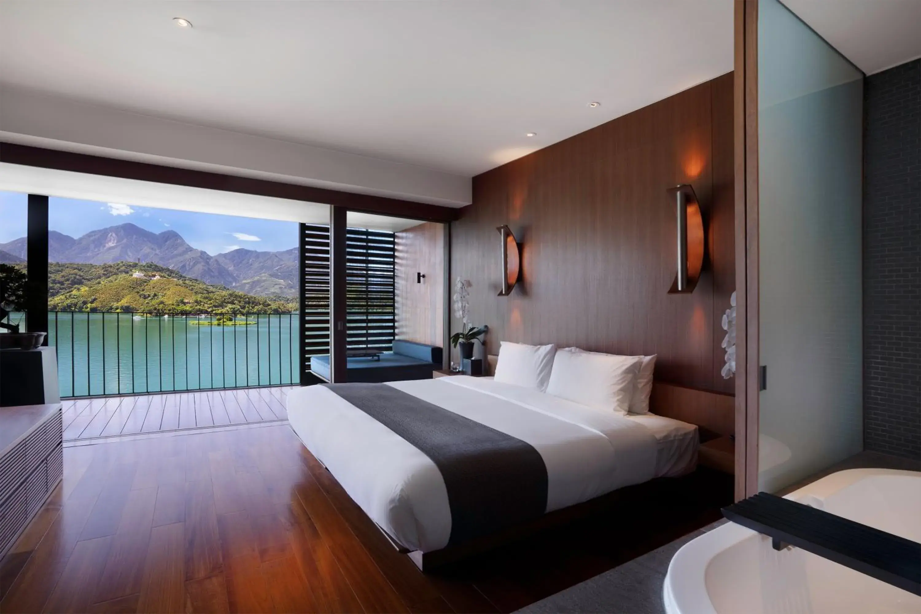 Bed in The Lalu Sun Moon Lake Bed in The Lalu Sun Moon Lake