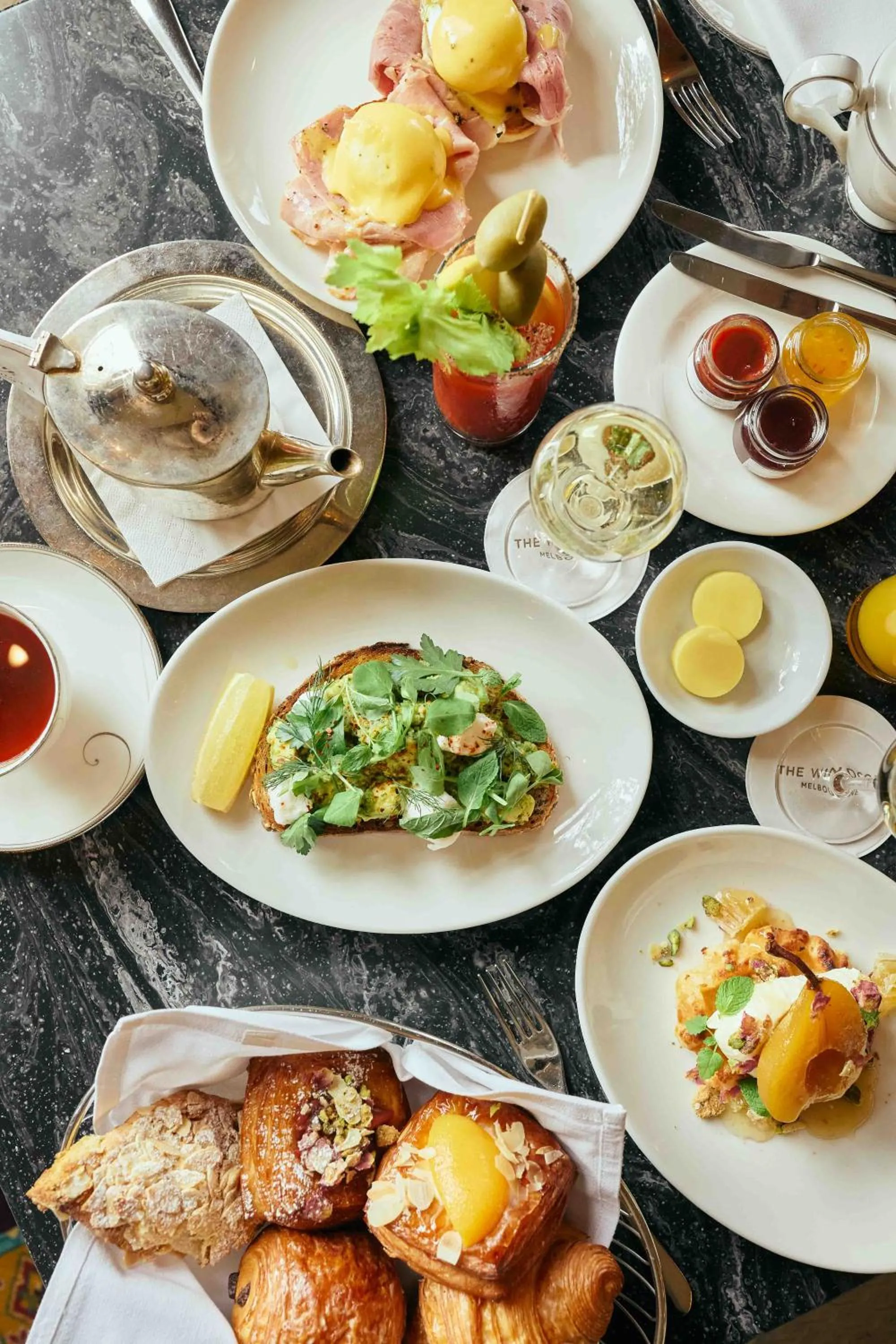 Food and drinks in The Hotel Windsor