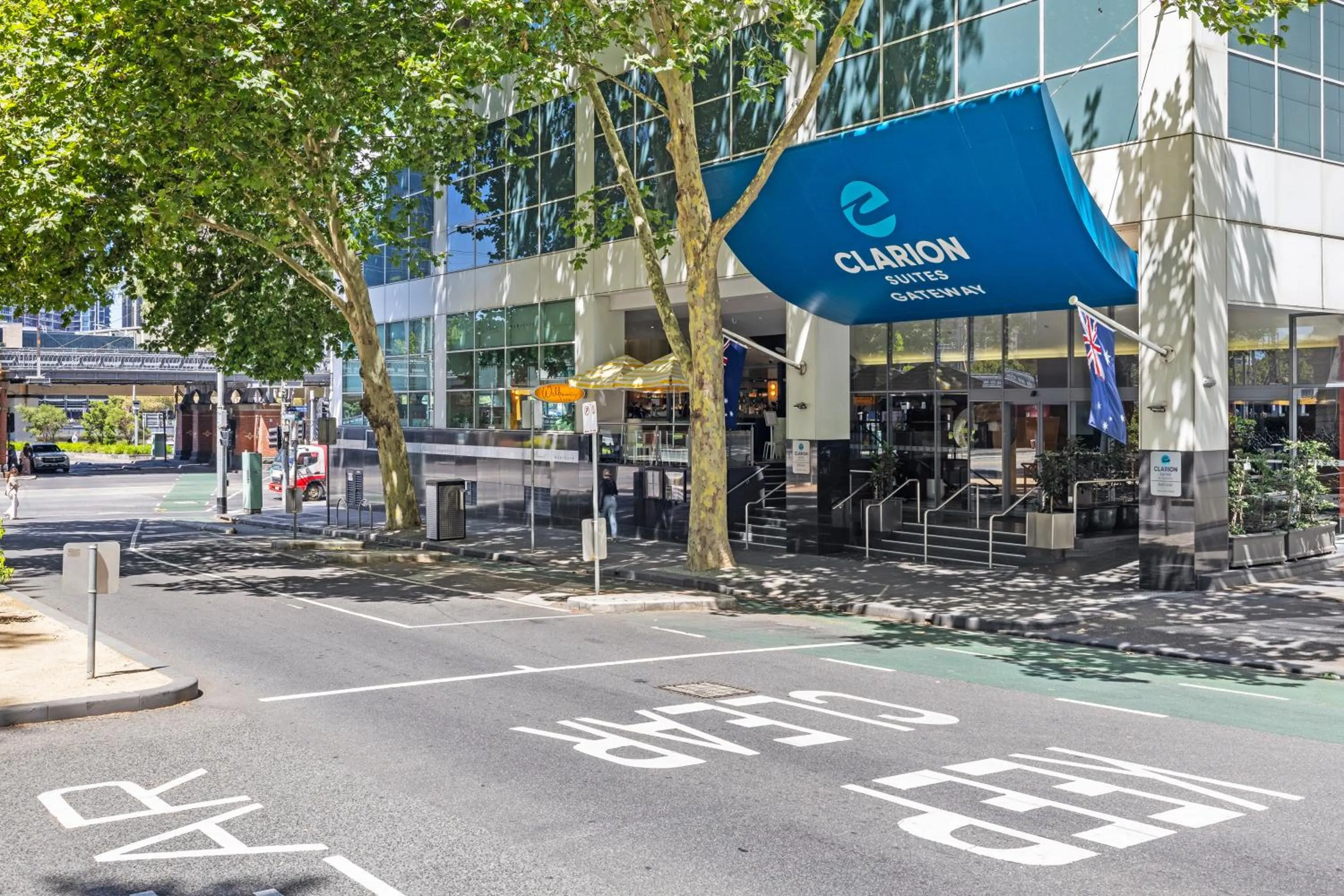 Clarion Suites Gateway