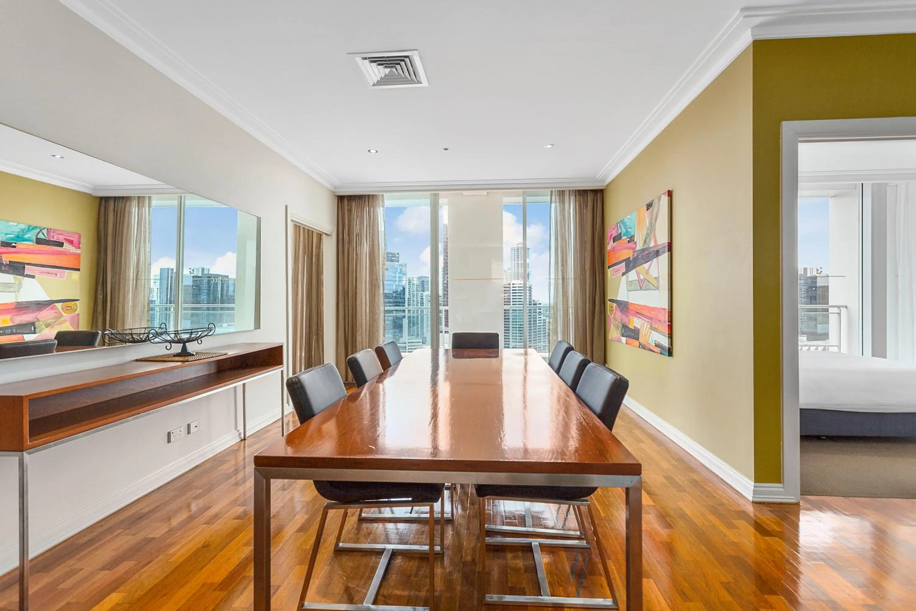 Clarion Suites Gateway