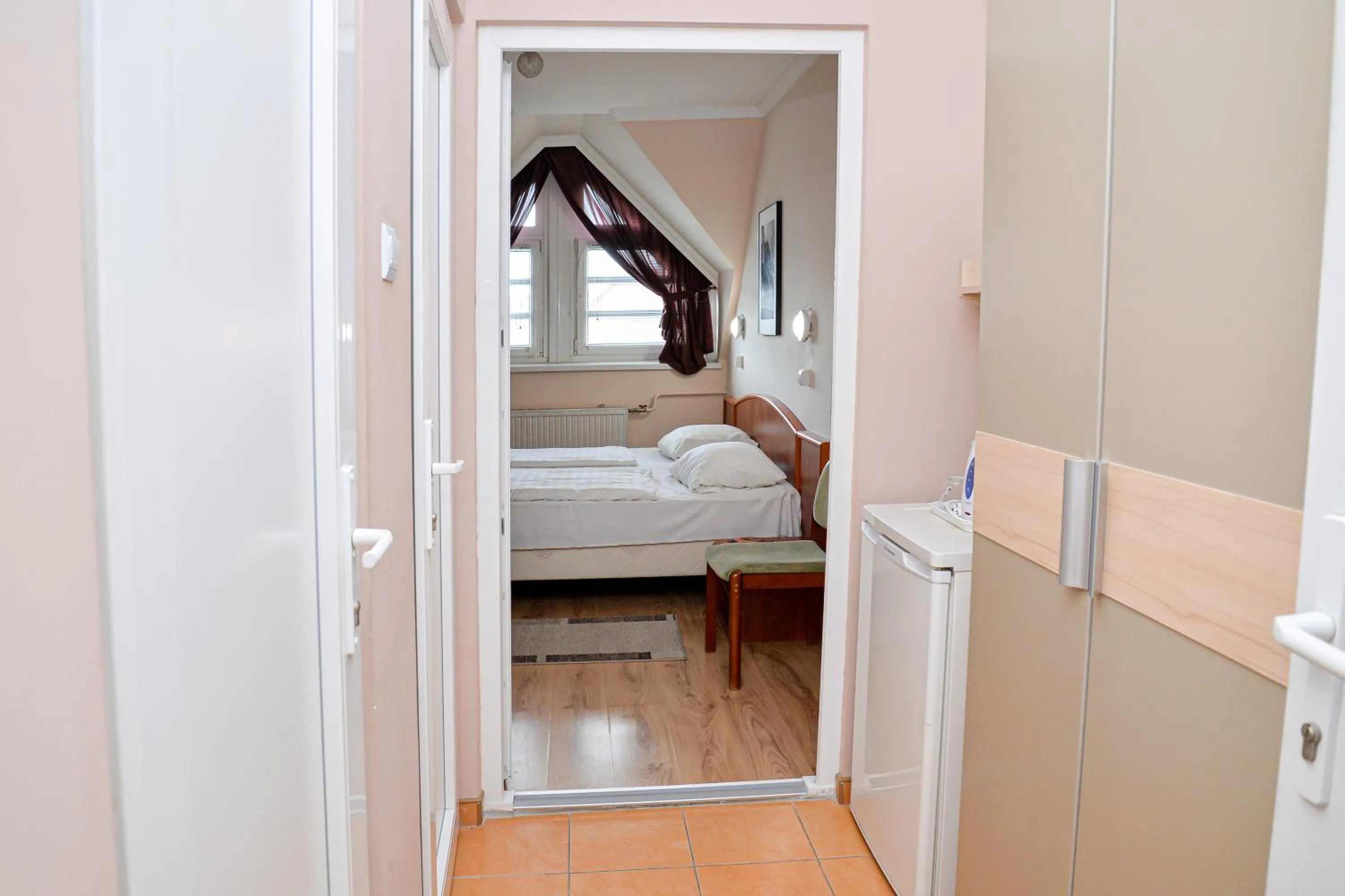 Bed in Major Panzió és Étterem