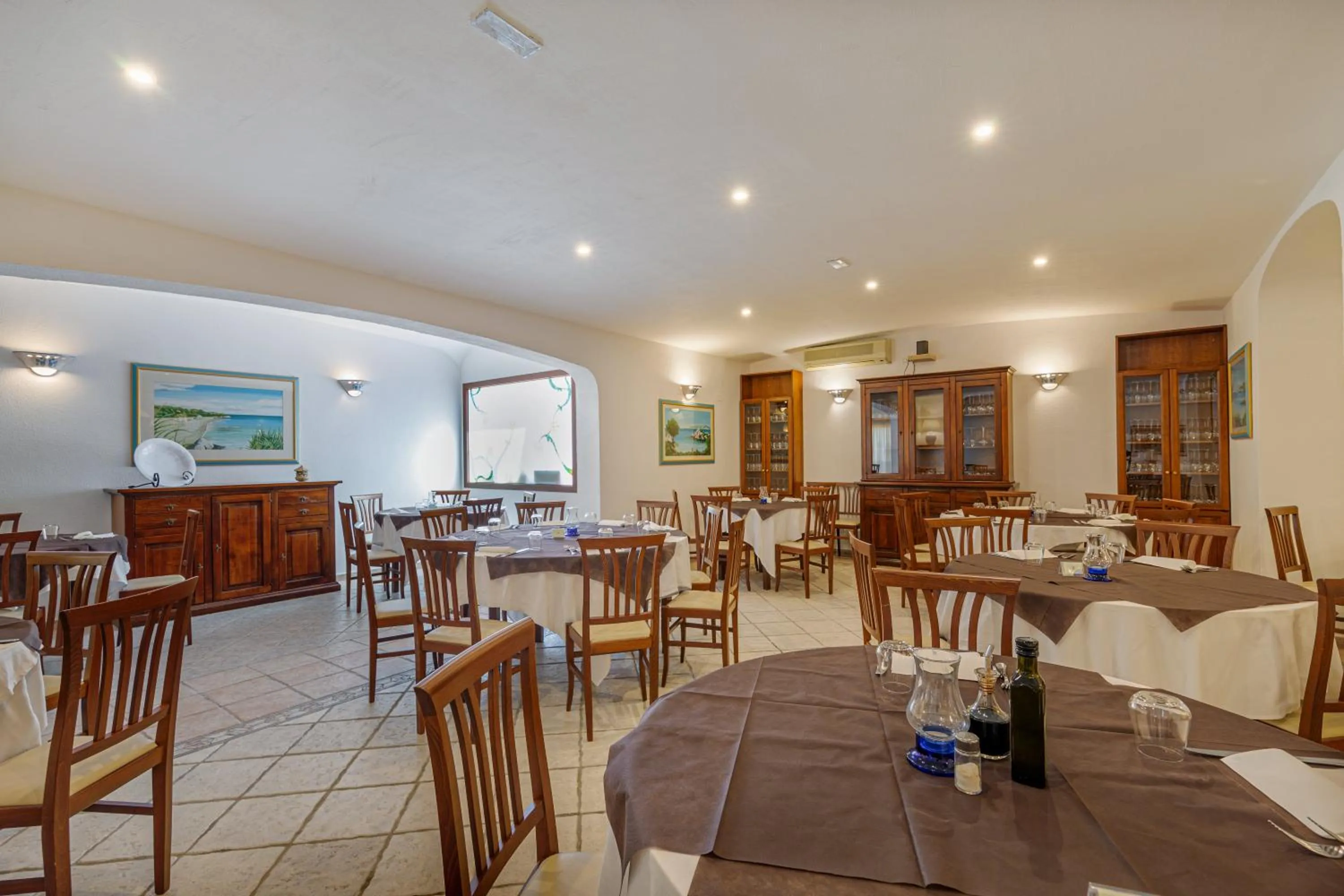 Restaurant/places to eat in Hotel Le Mimose