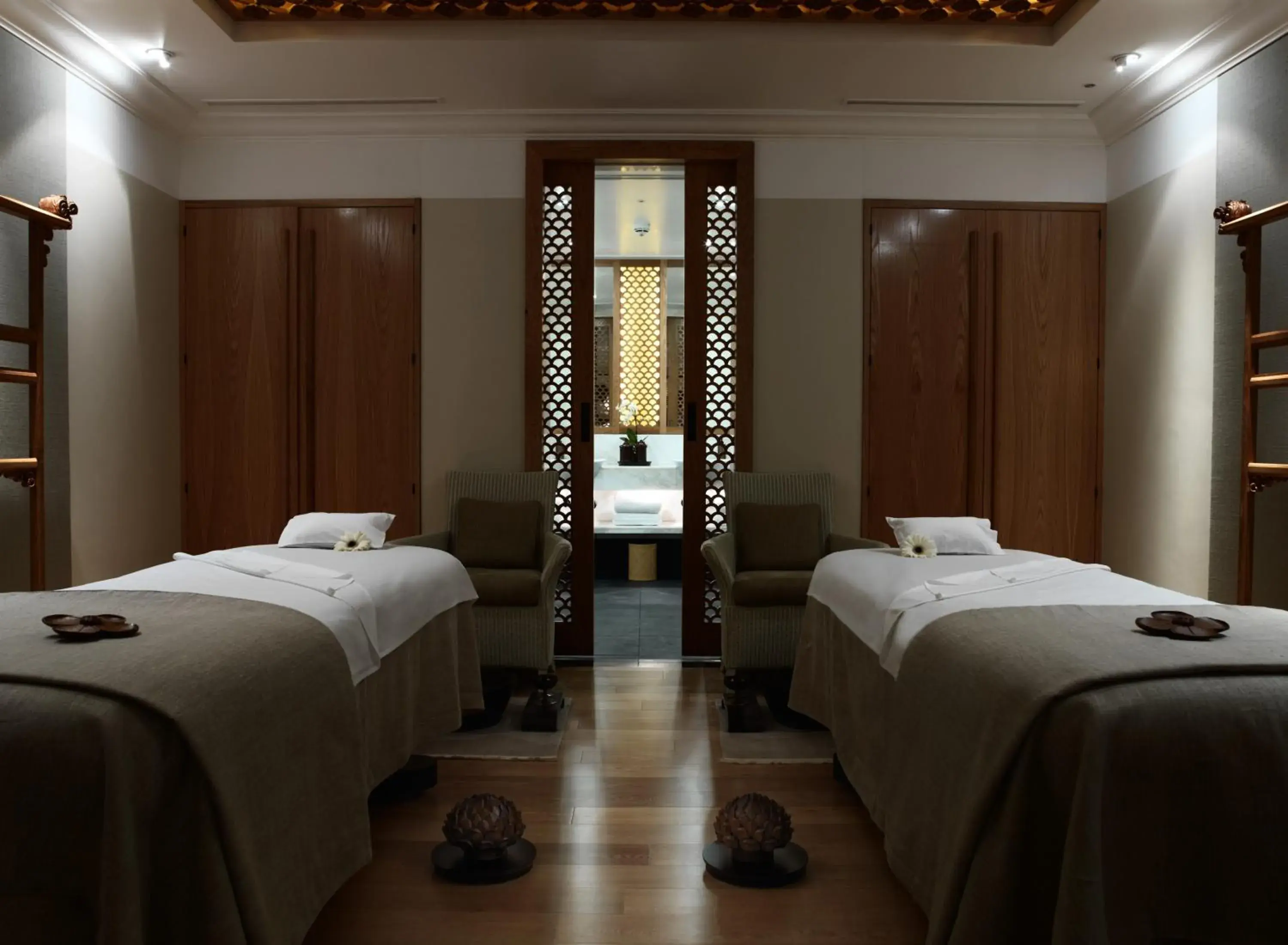 Massage, Bed in The Connaught, Maybourne Massage, Bed in The Connaught, Maybourne