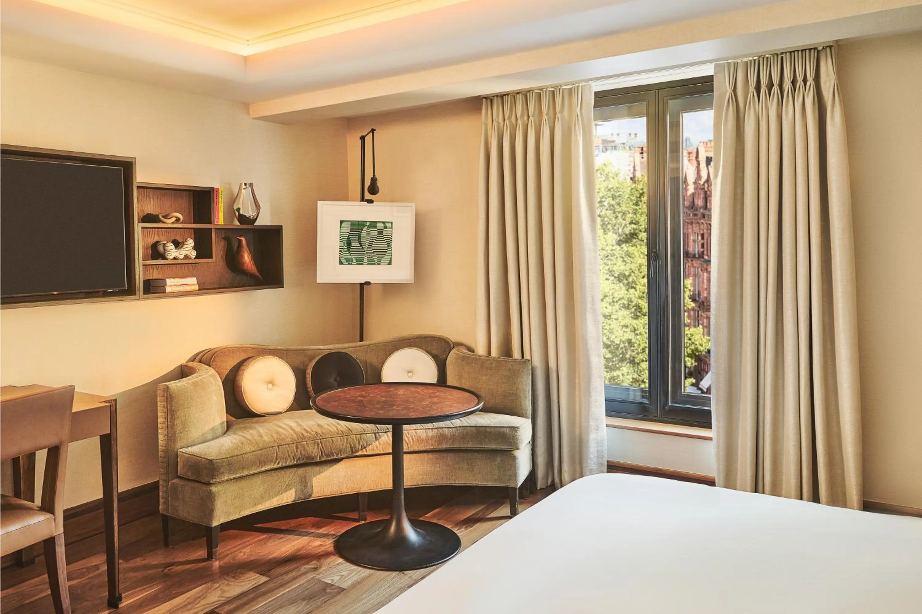 View (from property/room), Bed in The Connaught, Maybourne