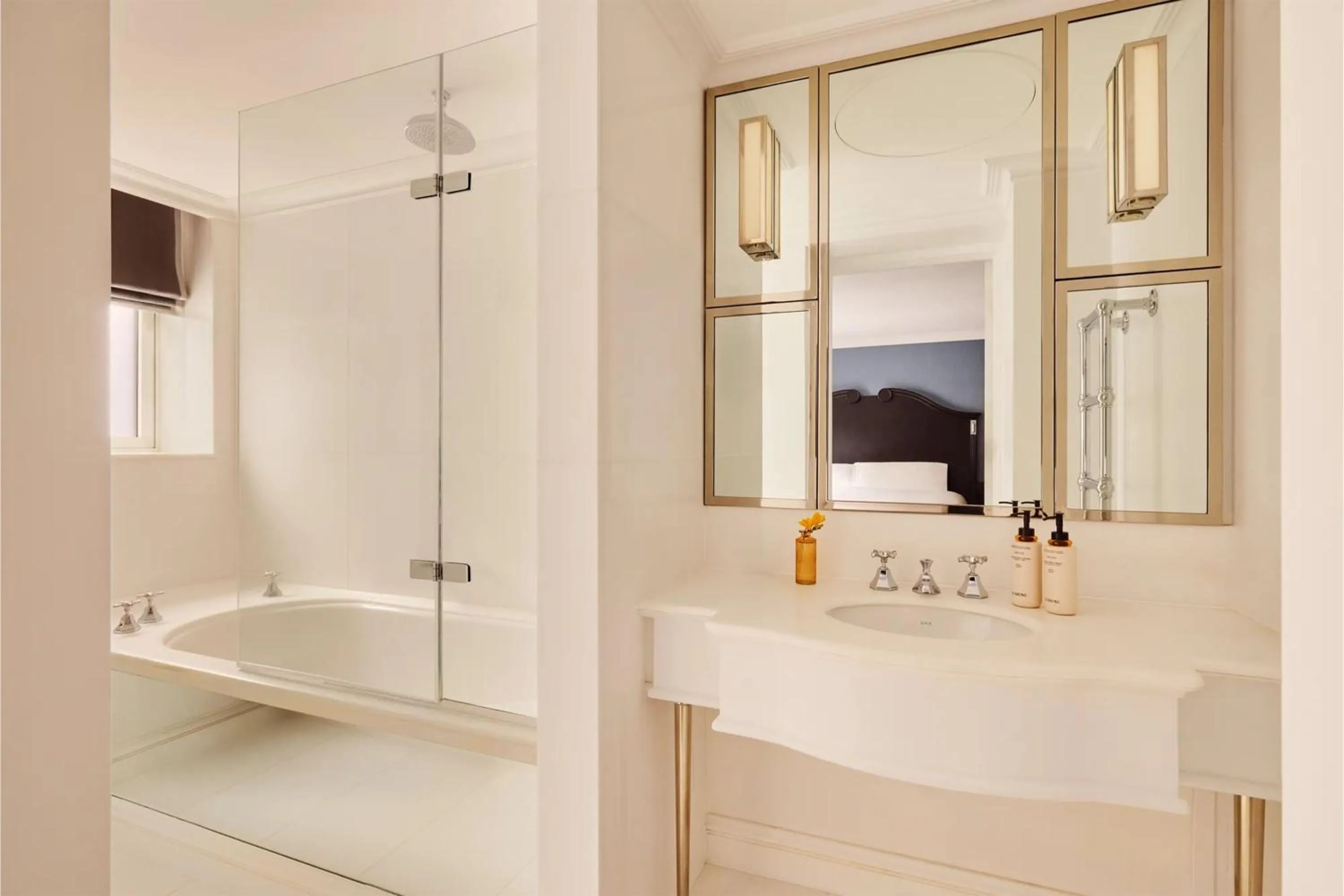 Bathroom in The Connaught, Maybourne