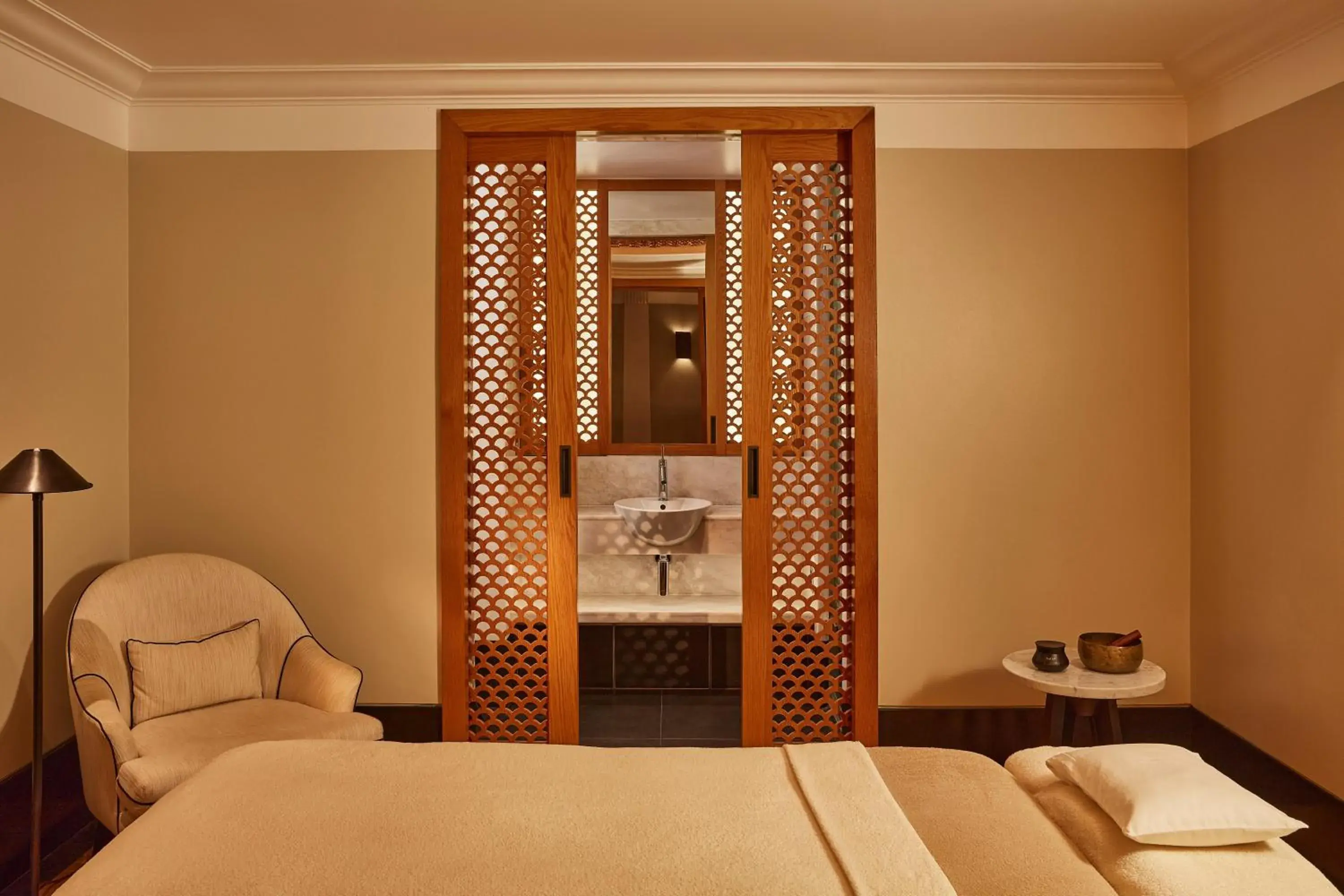 Spa and wellness centre/facilities, Bed in The Connaught, Maybourne Spa and wellness centre/facilities, Bed in The Connaught, Maybourne