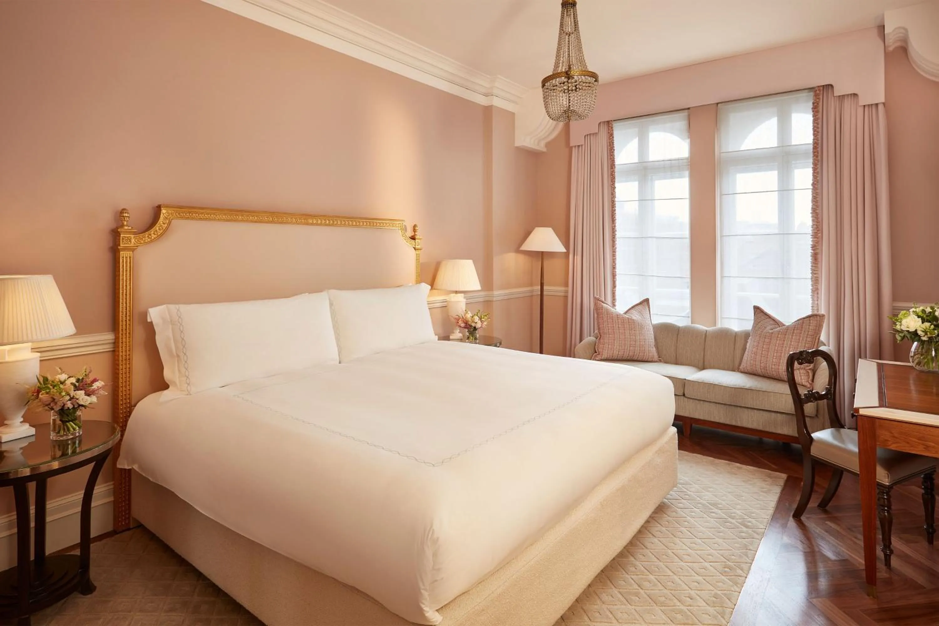 Bedroom, Bed in Claridge's, Maybourne