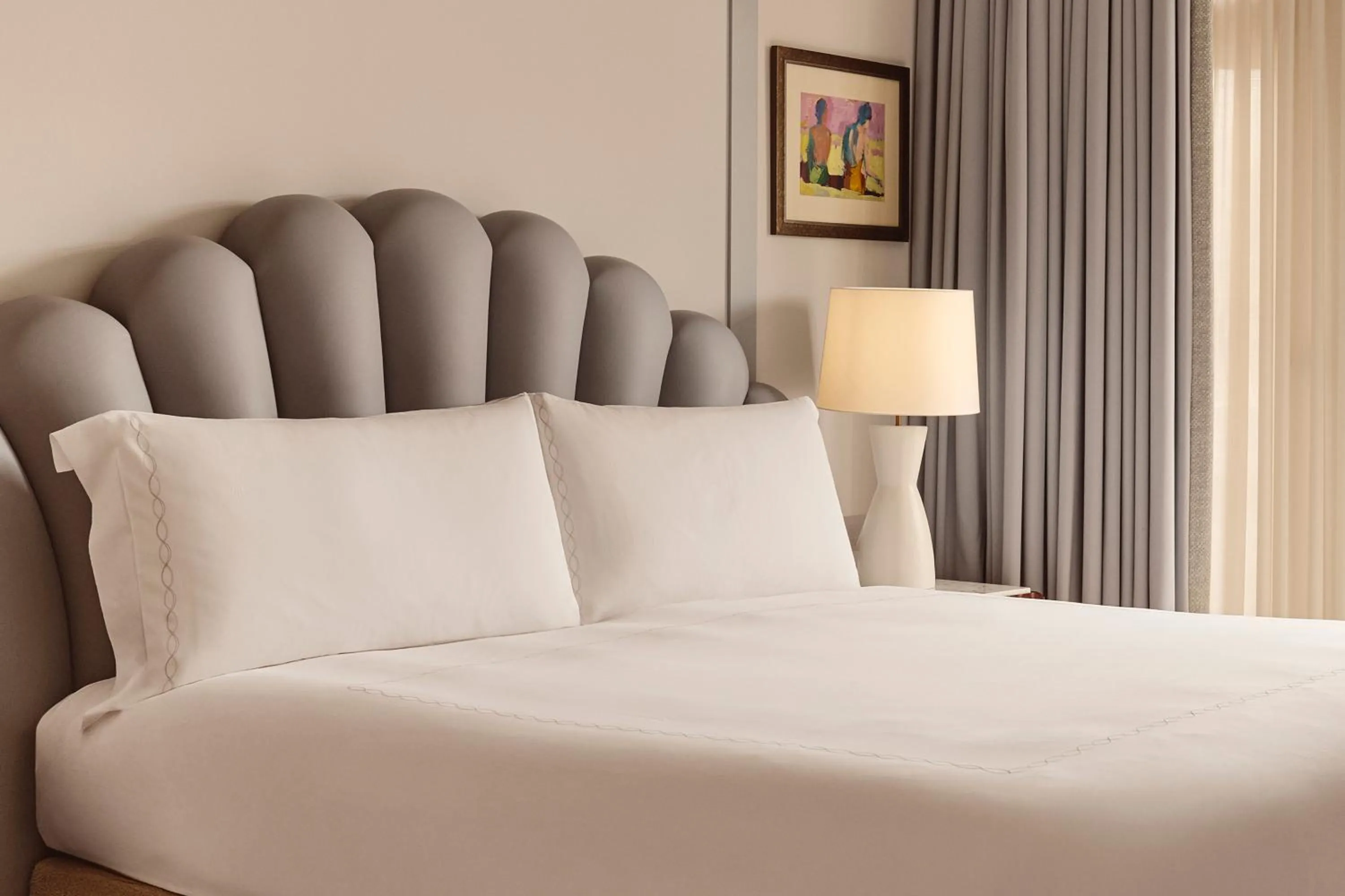 View (from property/room), Bed in Claridge's, Maybourne