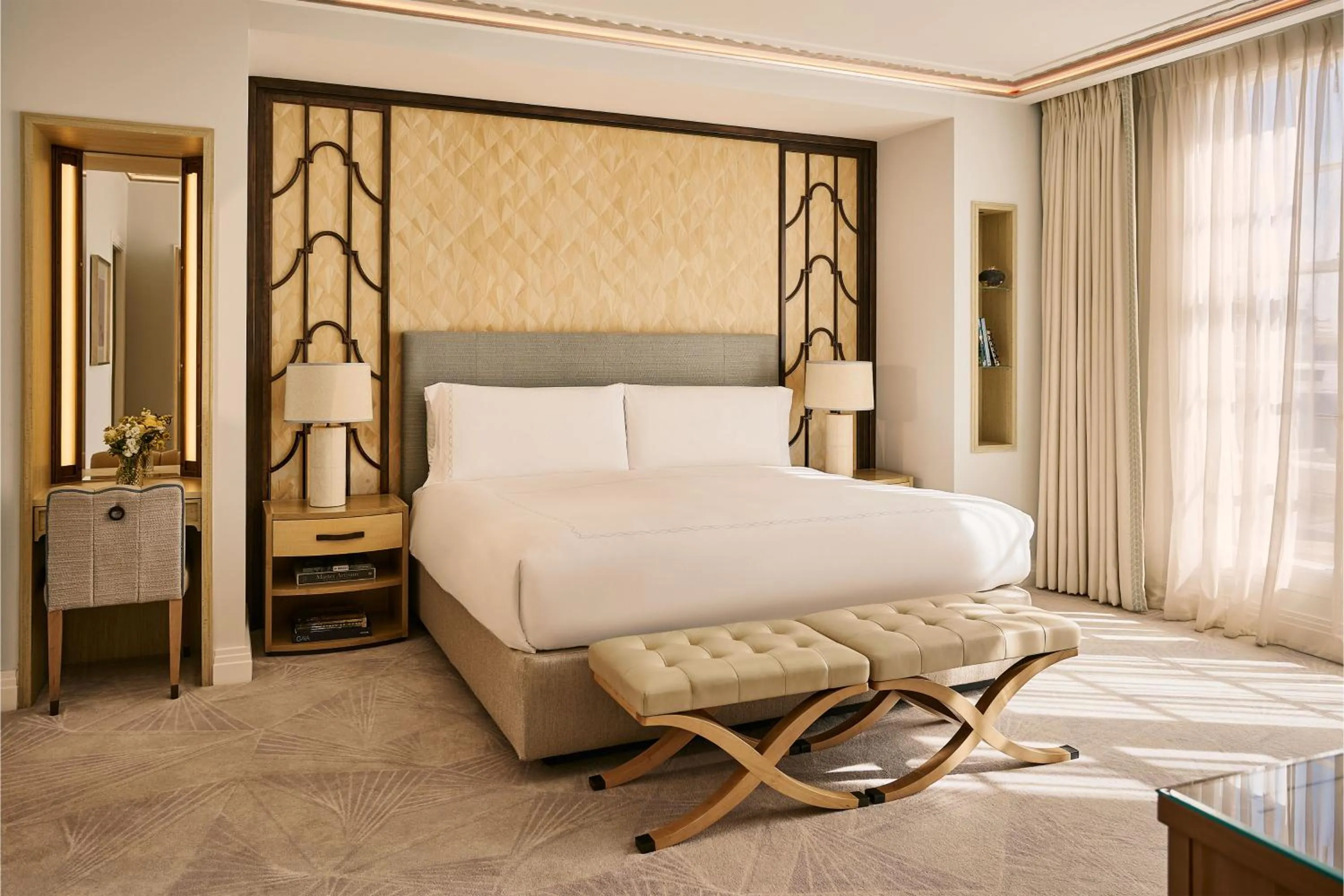 Bed in Claridge's, Maybourne