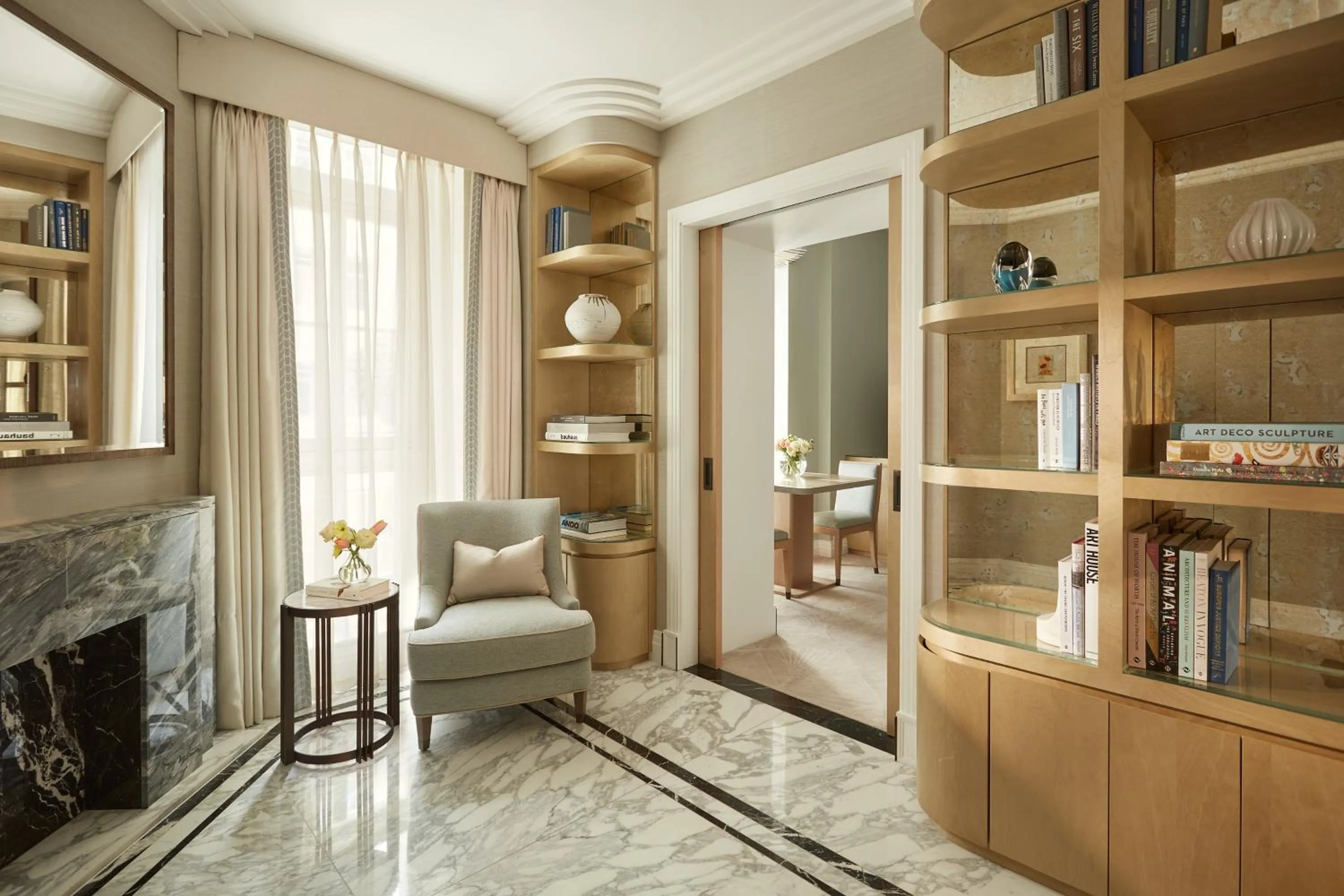 Living room in Claridge's, Maybourne