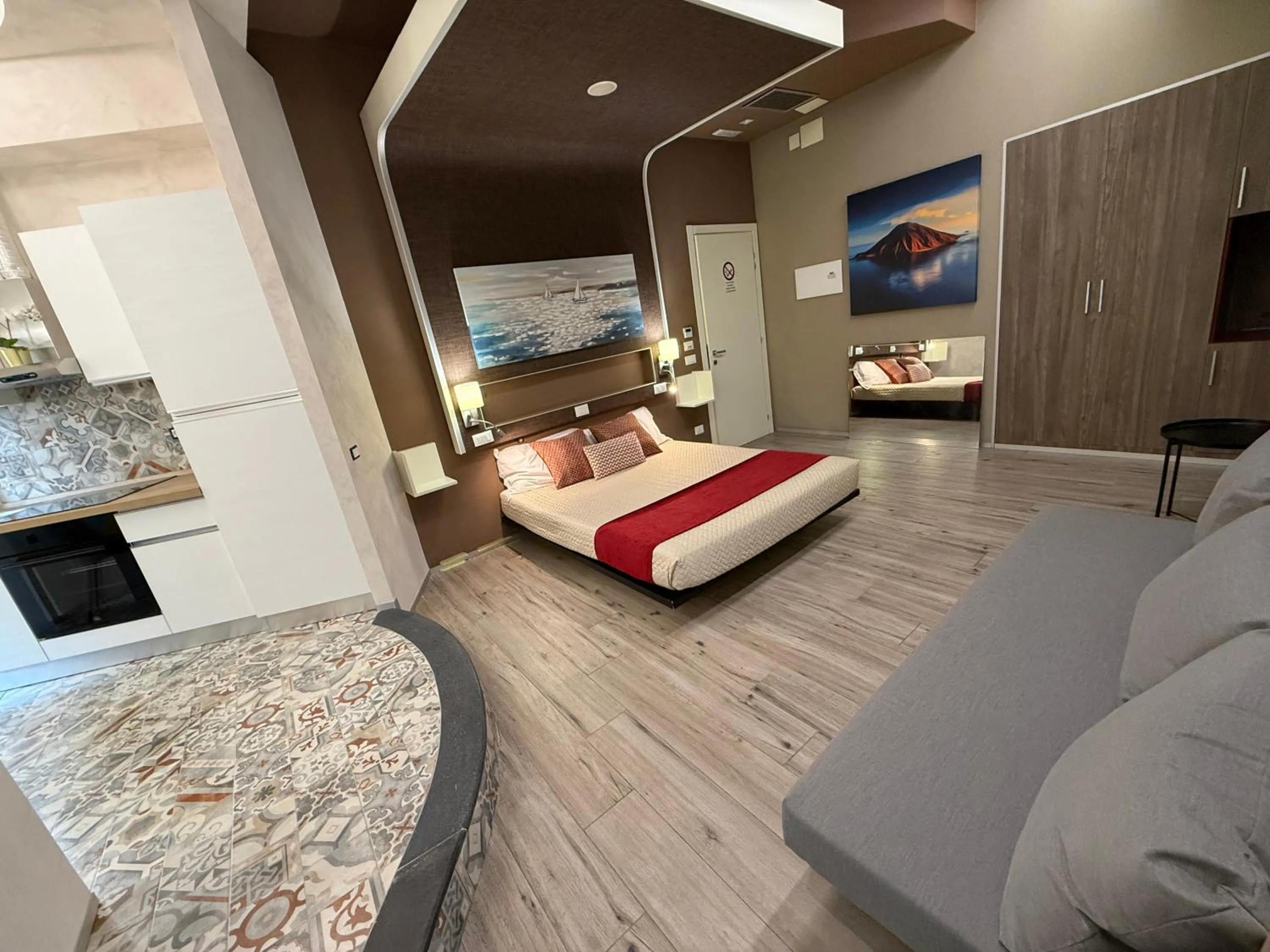 Bed in Th Luxury Rooms & Apartment