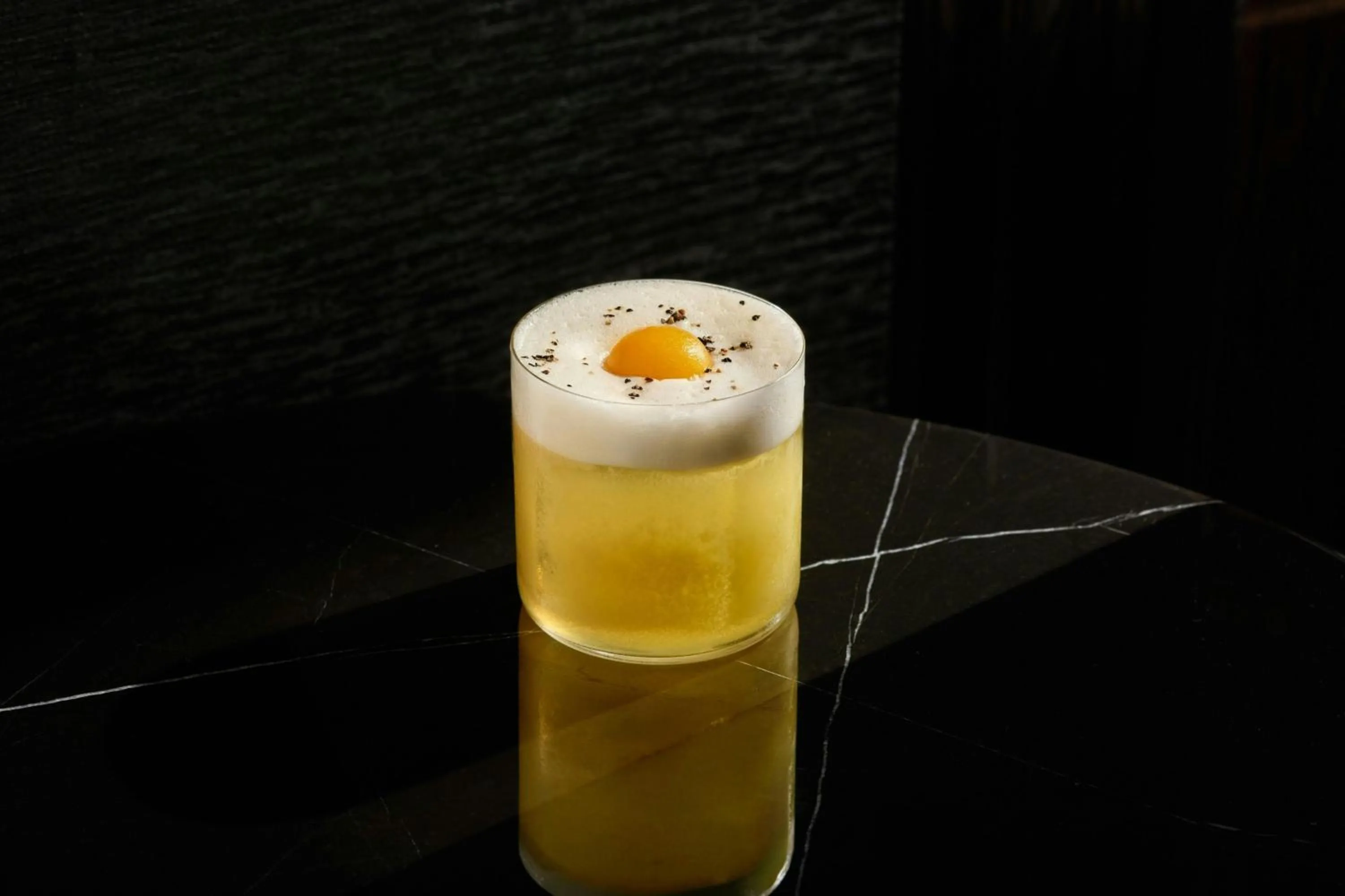 Lounge or bar in The St Regis Singapore, Newly Renovated